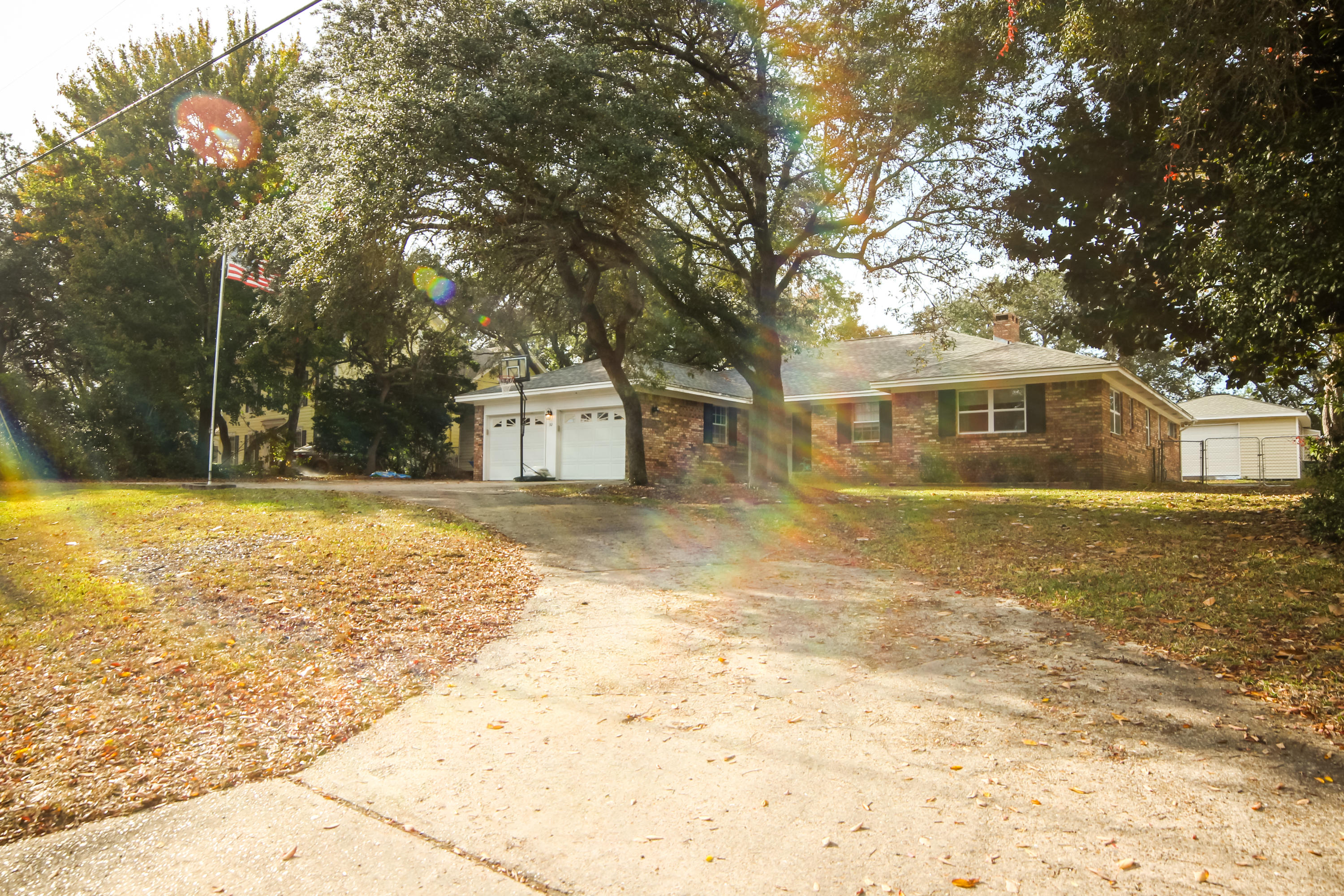 LAKE LORRAINE ESTATES - Residential