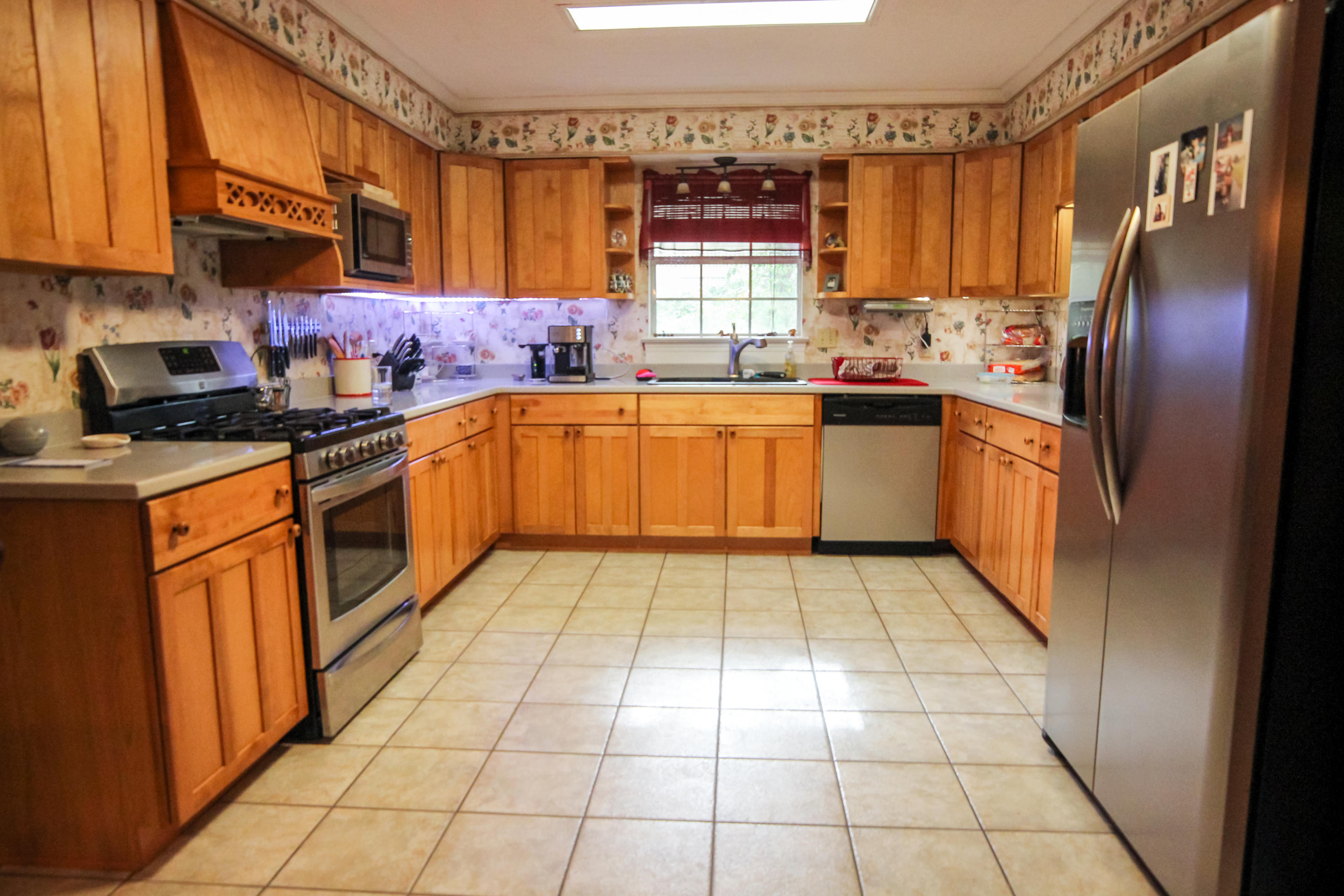 LAKE LORRAINE ESTATES - Residential