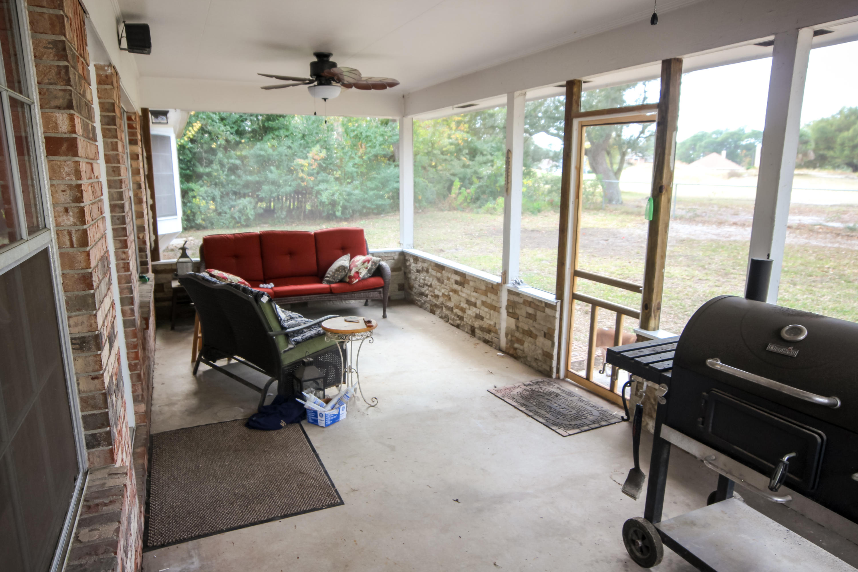 LAKE LORRAINE ESTATES - Residential