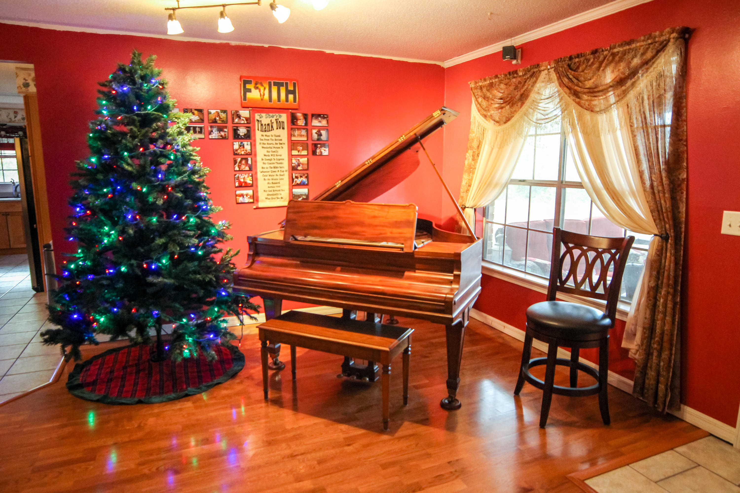 LAKE LORRAINE ESTATES - Residential