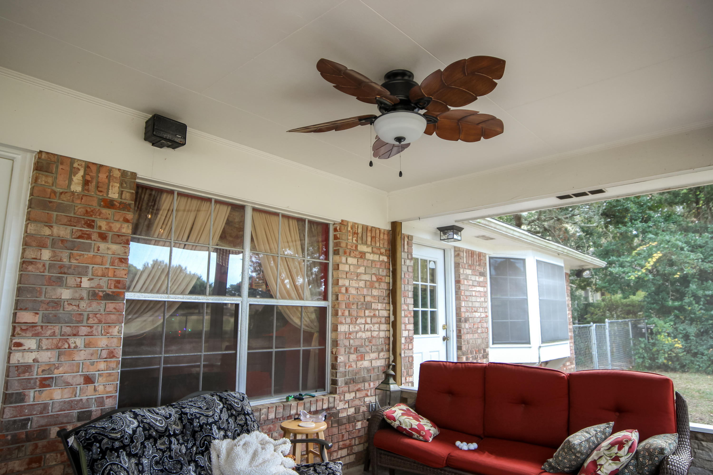 LAKE LORRAINE ESTATES - Residential