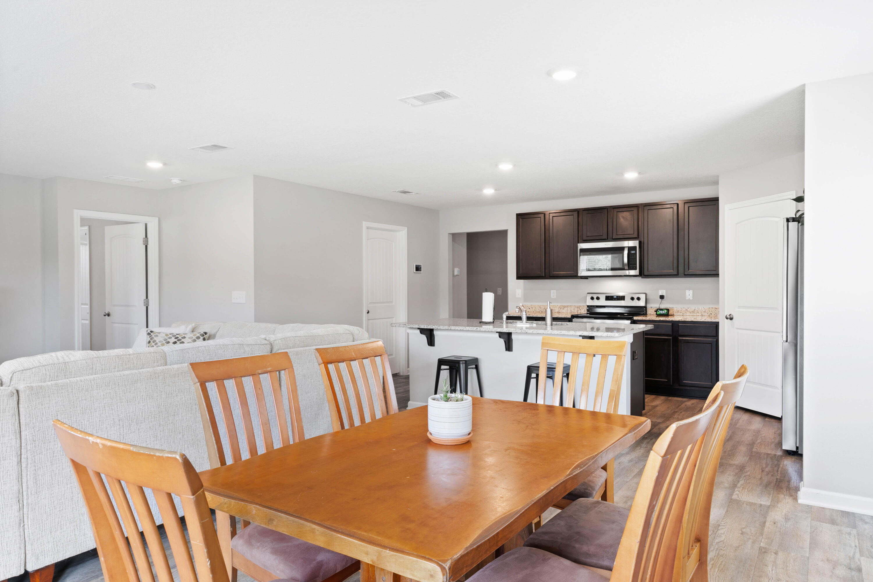 Redstone Commons Estates - Residential