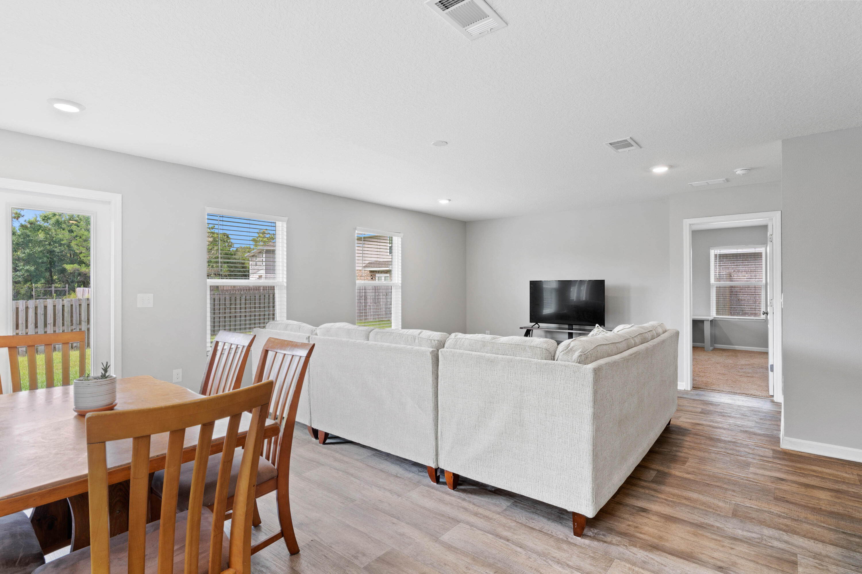 Redstone Commons Estates - Residential