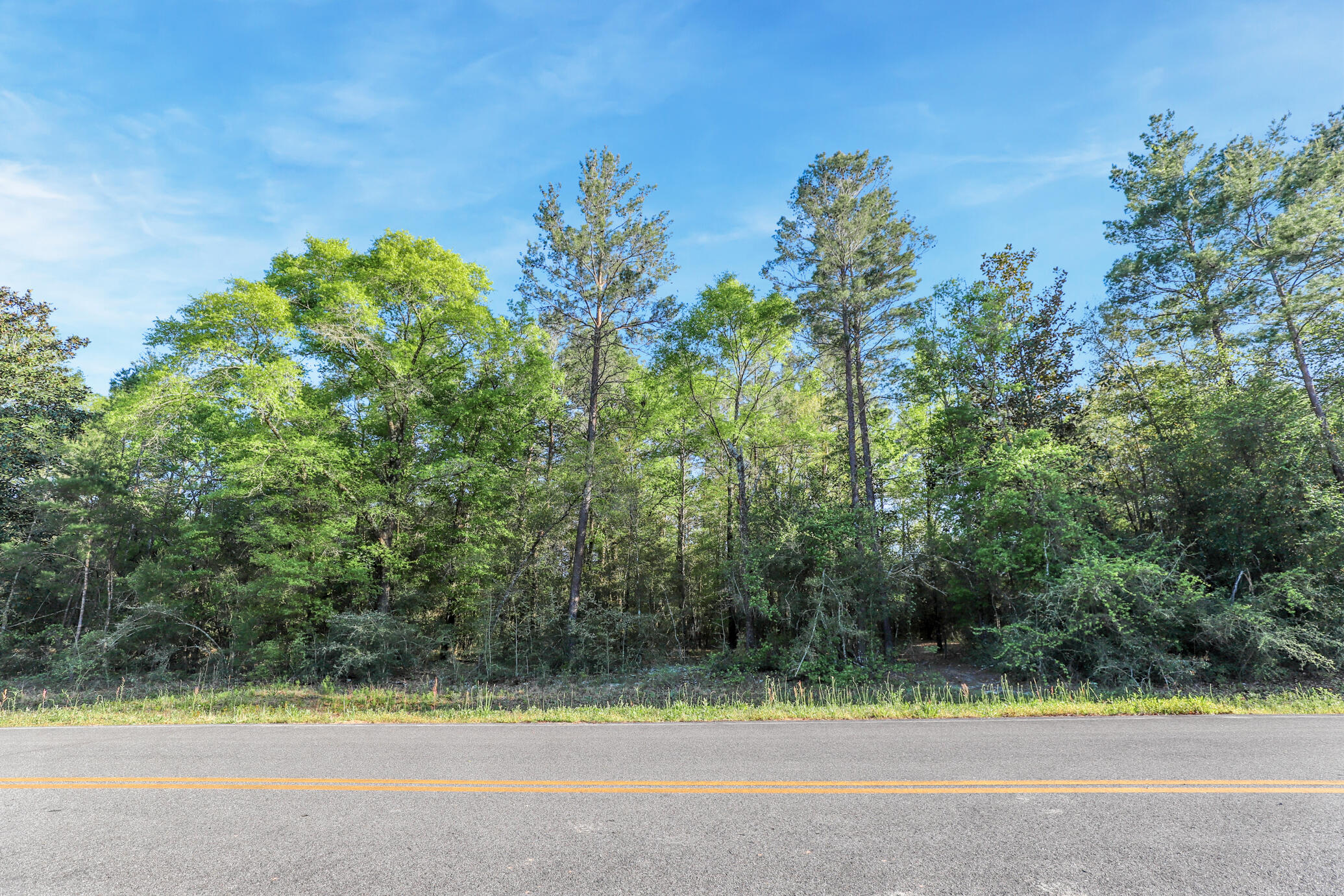 OAKWOOD HILLS UNIT THREE - Land