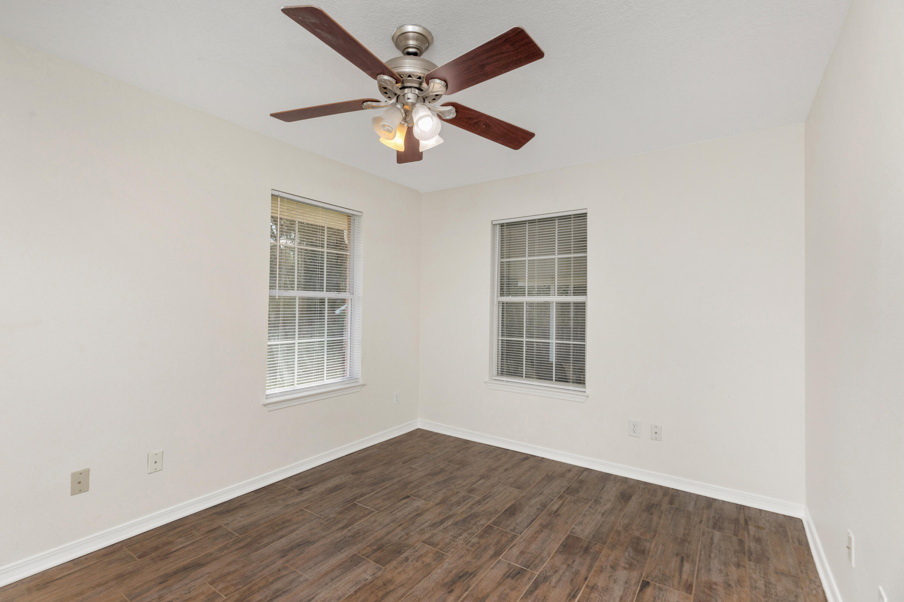 EMERALD VILLAGE S/D - Residential