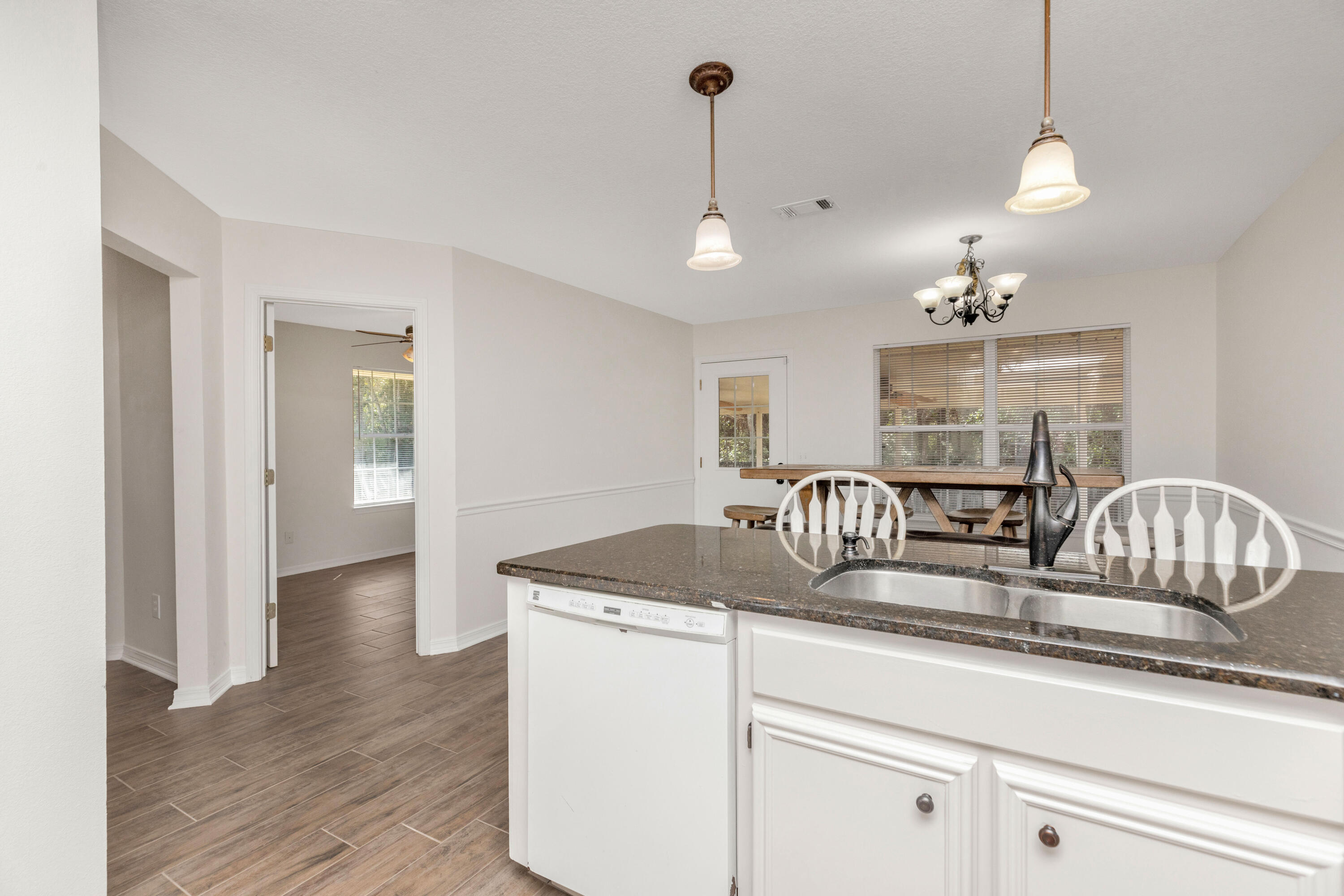 EMERALD VILLAGE S/D - Residential