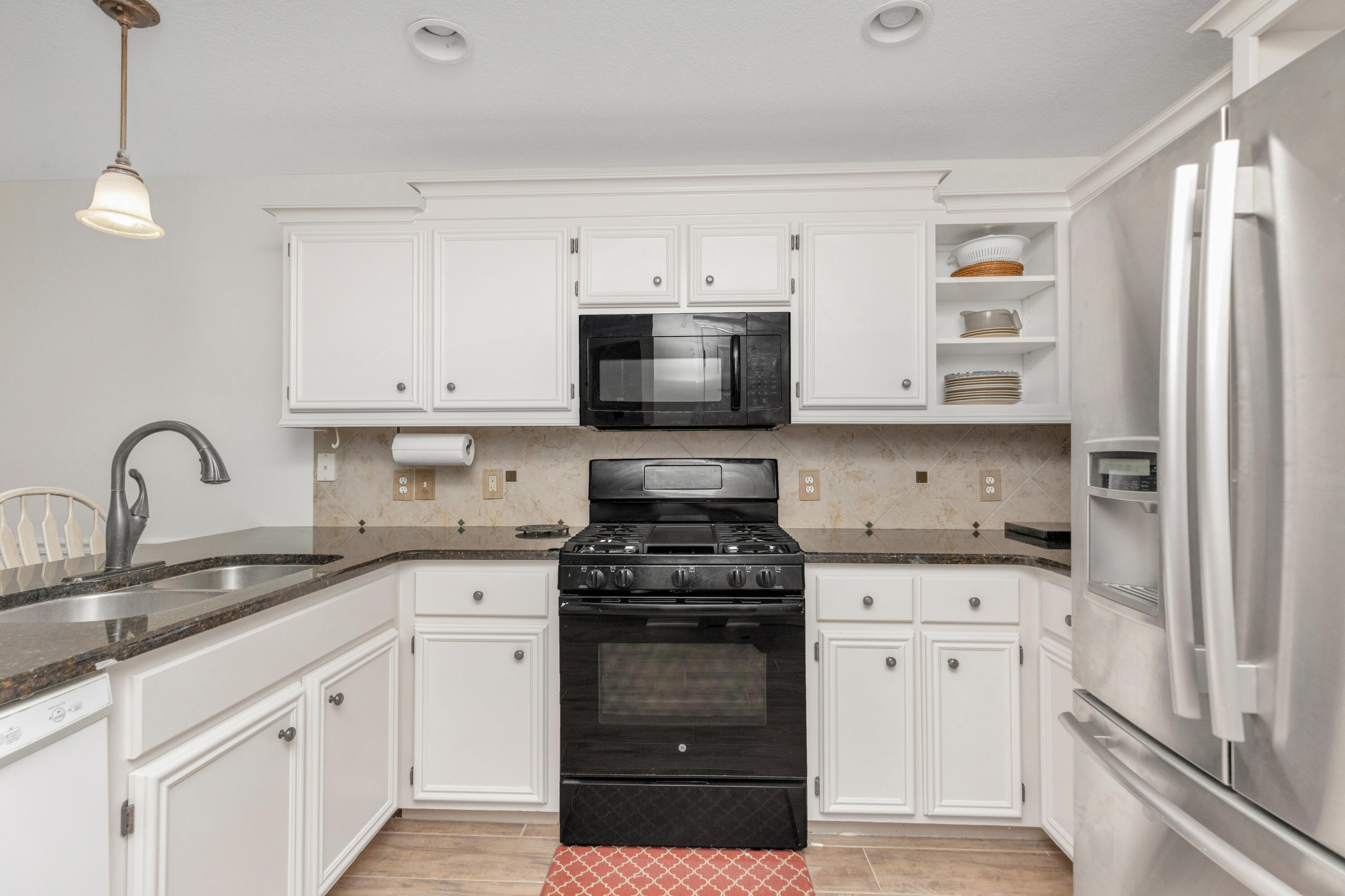 EMERALD VILLAGE S/D - Residential