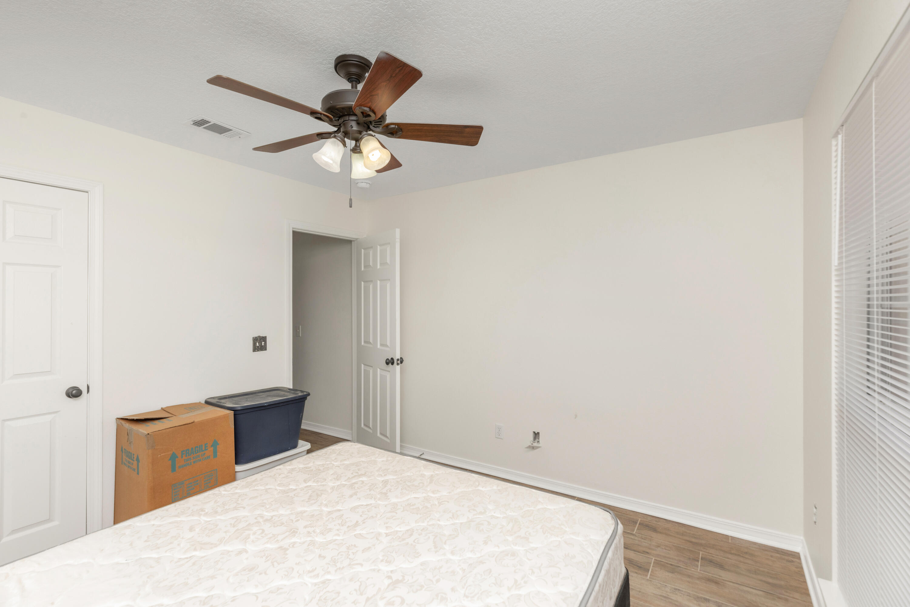 EMERALD VILLAGE S/D - Residential
