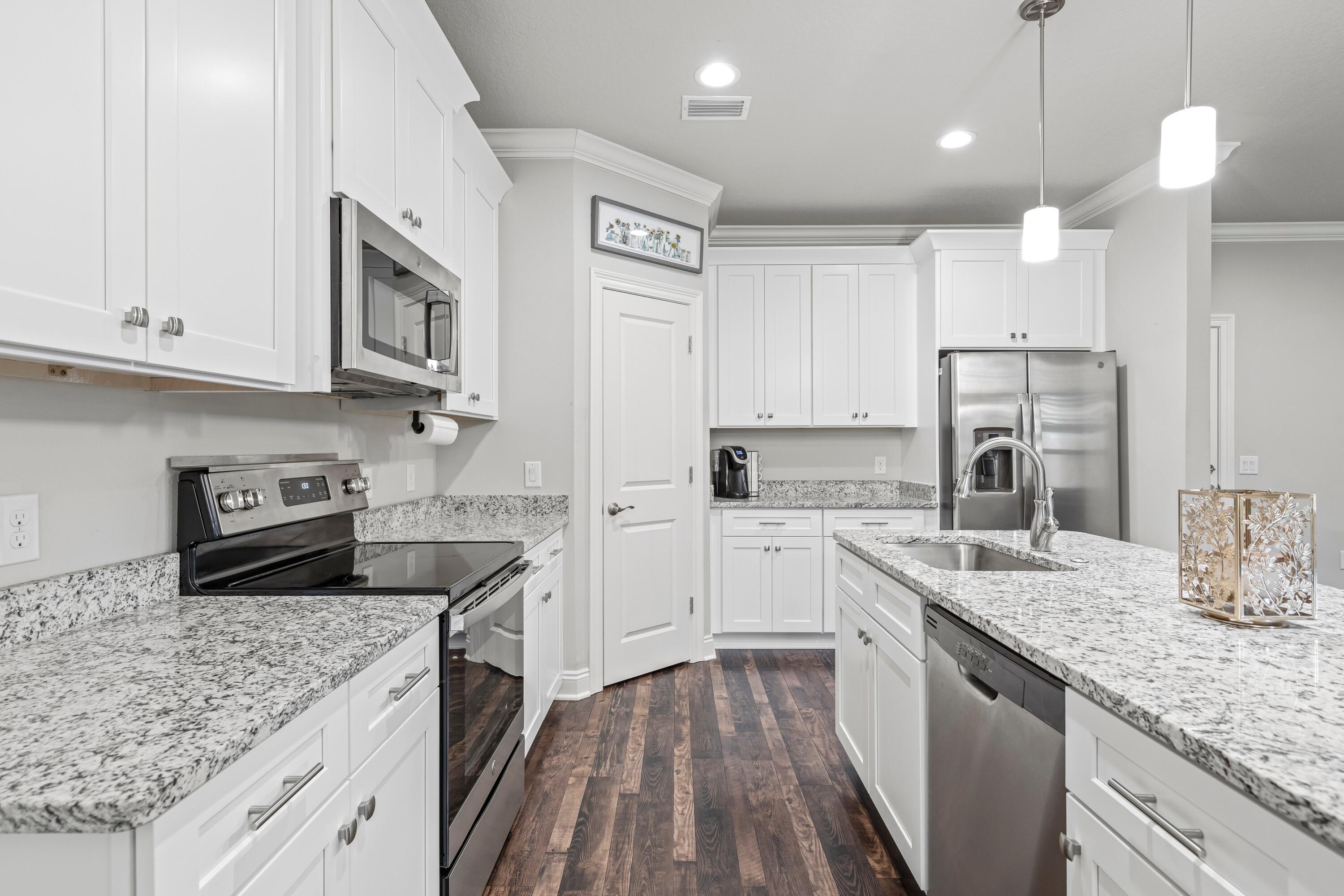 NO RECORDED SUBDIVISION - Residential