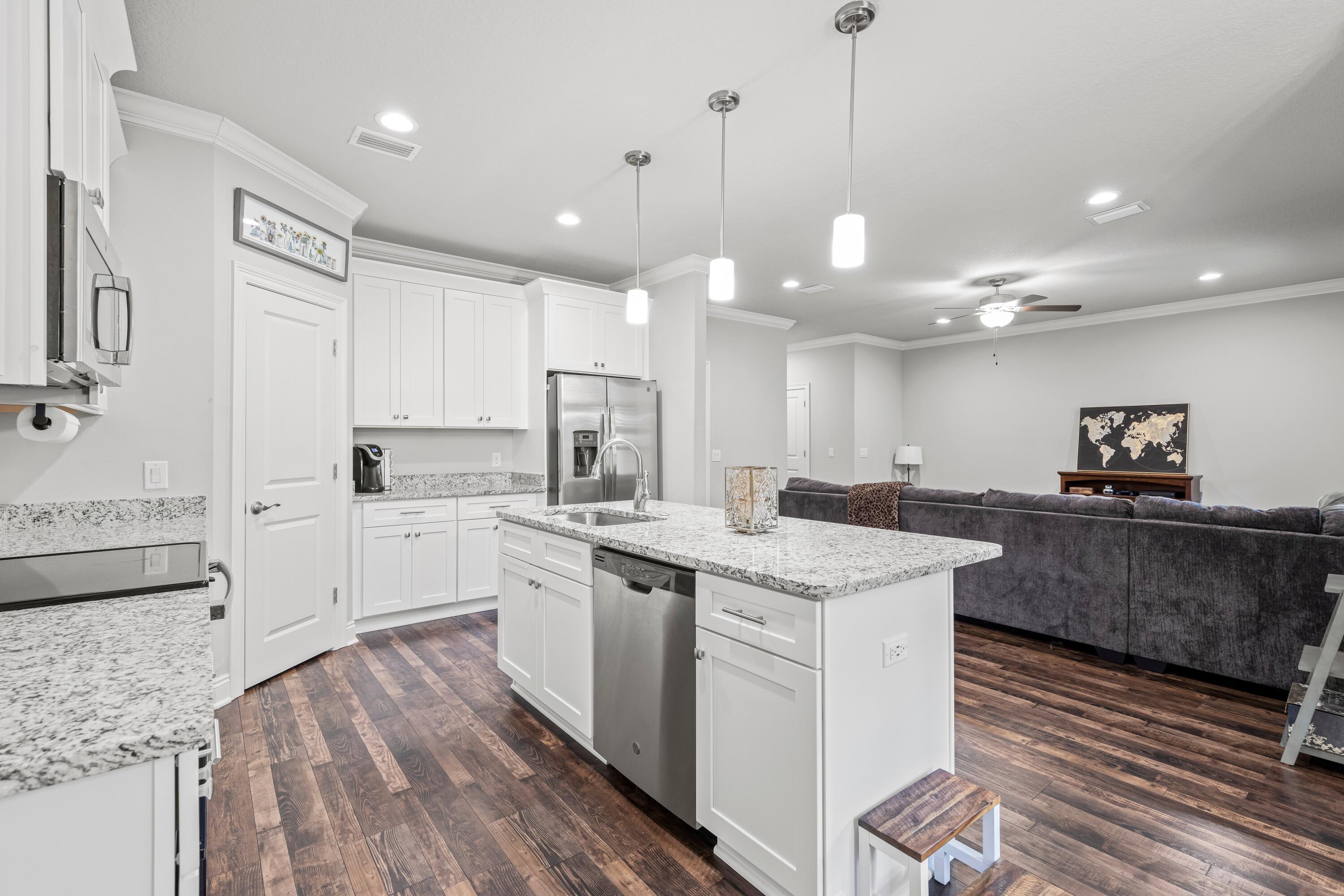 NO RECORDED SUBDIVISION - Residential