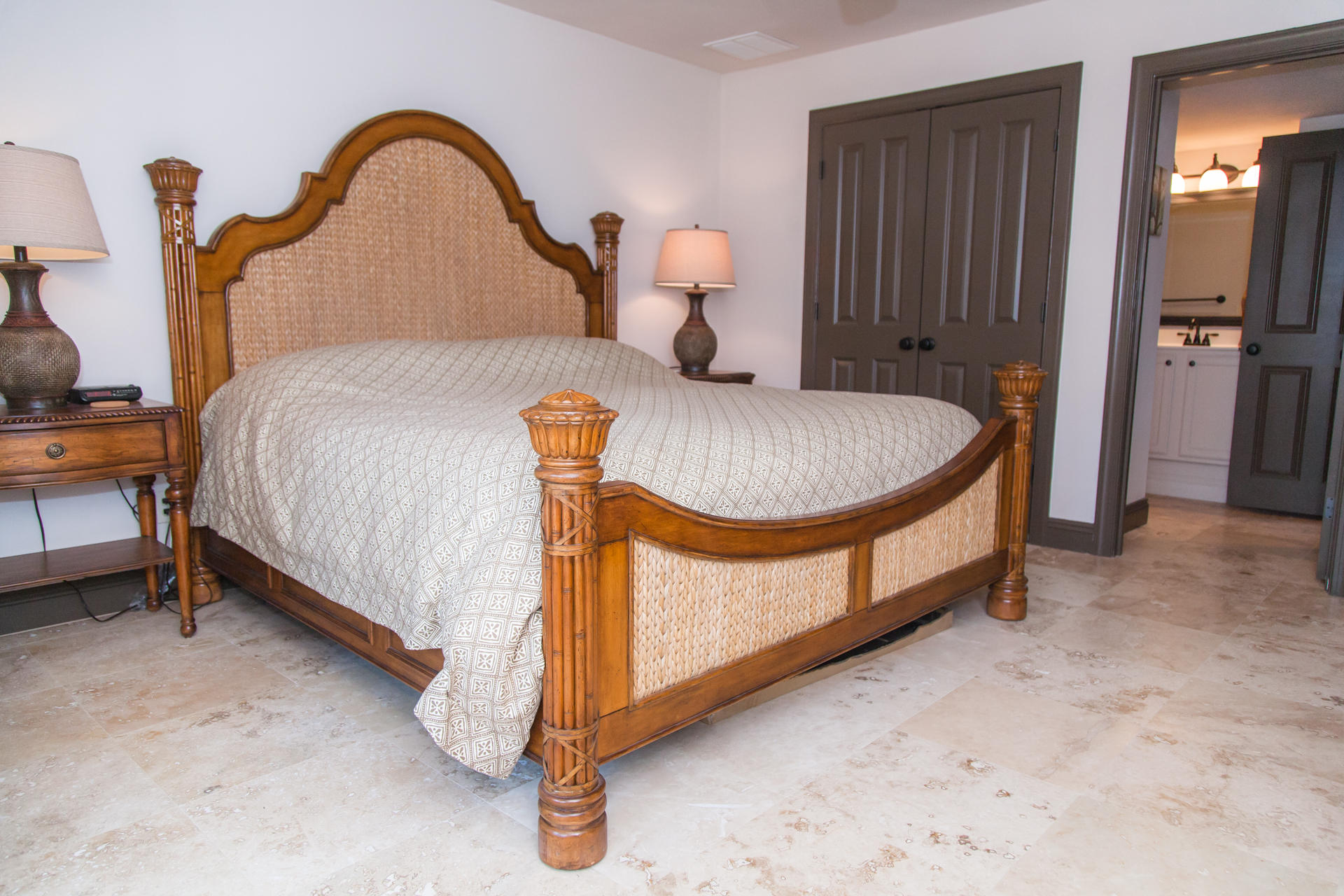 BEACHWALK T/H - Residential