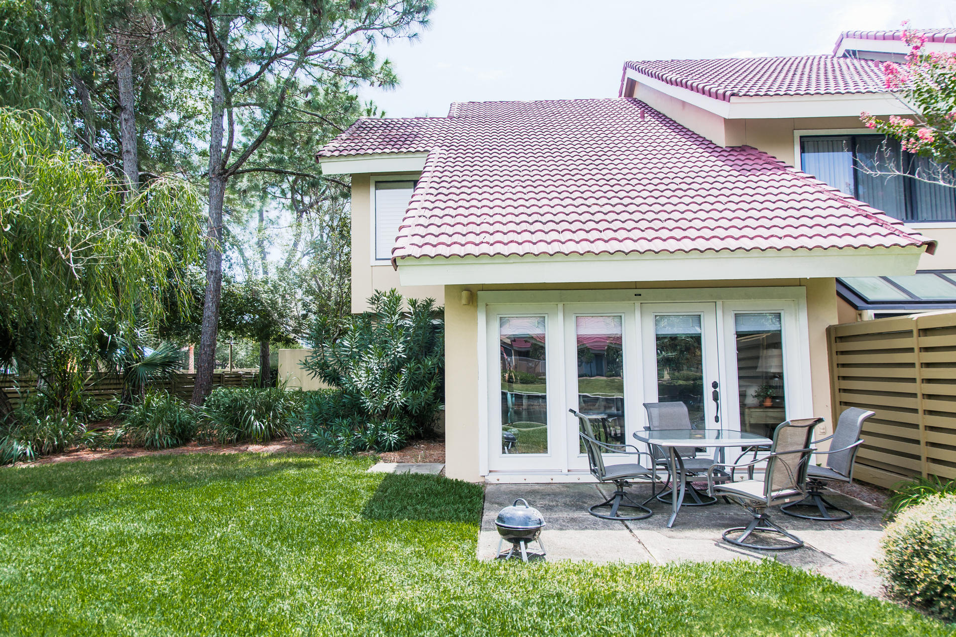 BEACHWALK T/H - Residential