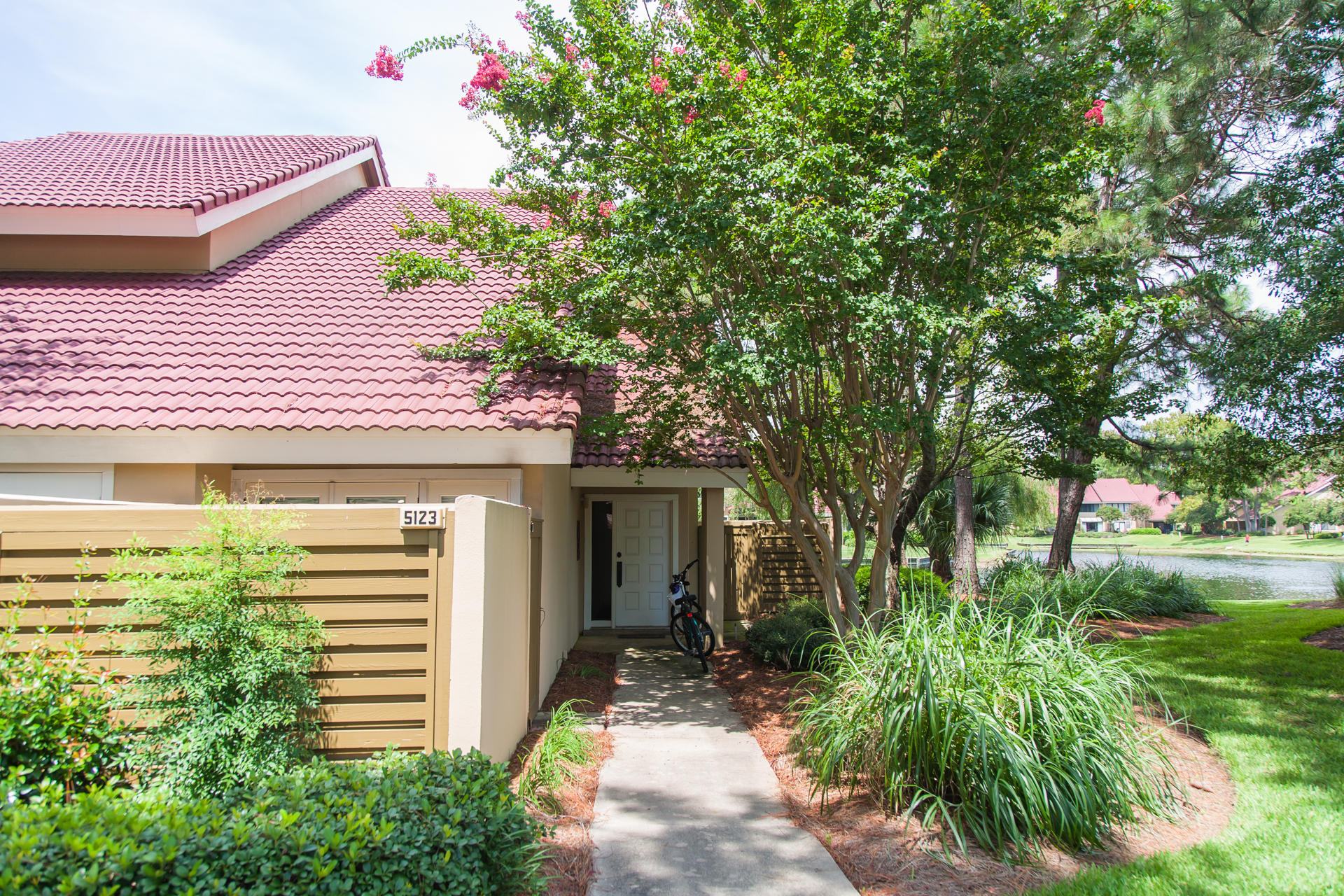 BEACHWALK T/H - Residential