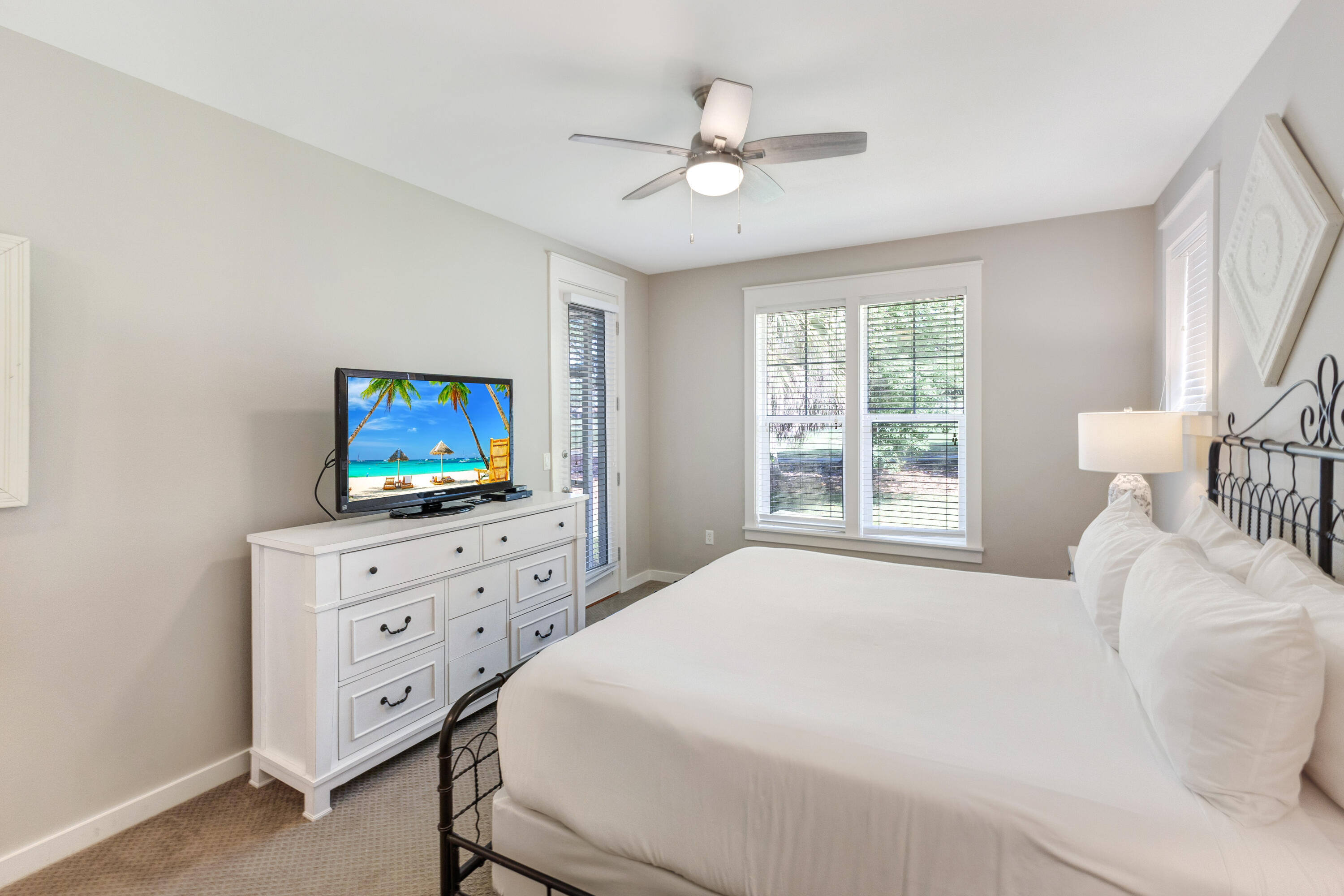 LAUREL GROVE - Residential