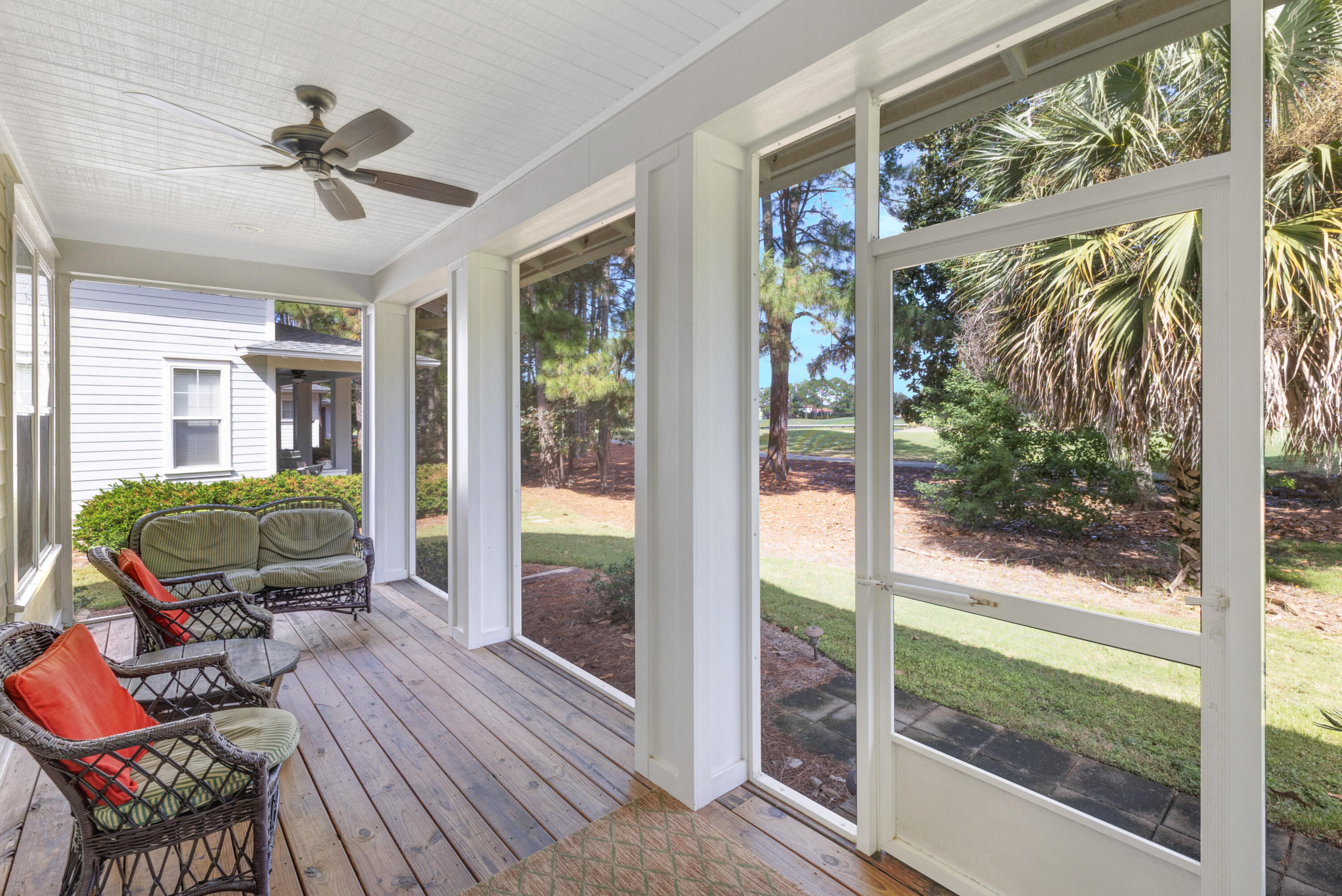 LAUREL GROVE - Residential