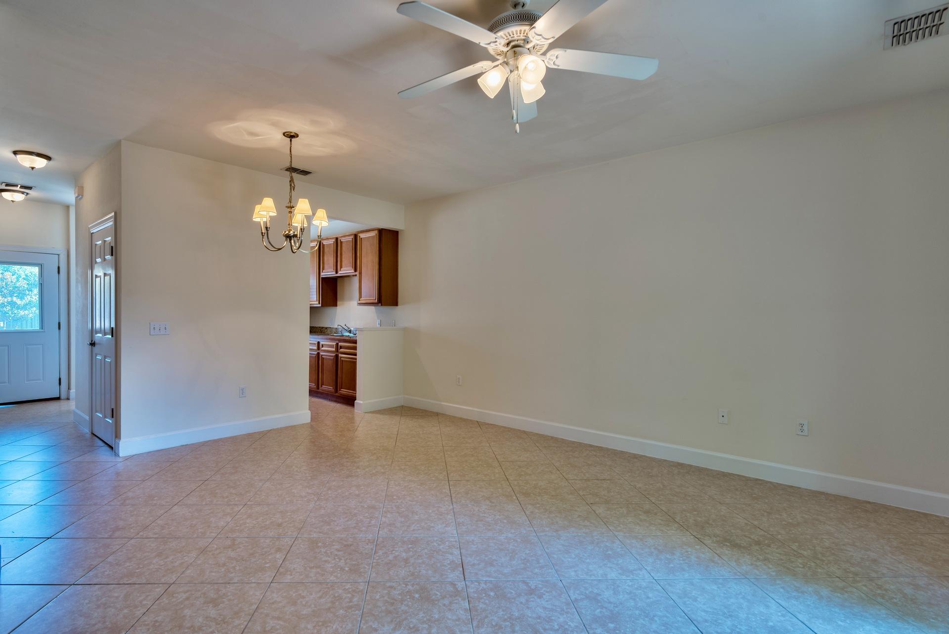 PALMS OF FREEPORT - Residential