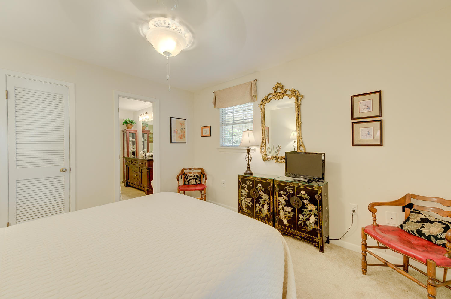 LAKE LORRAINE ESTATES - Residential