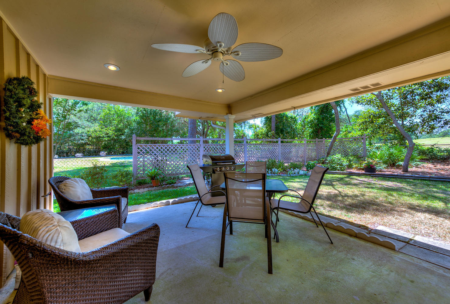 LAKE LORRAINE ESTATES - Residential