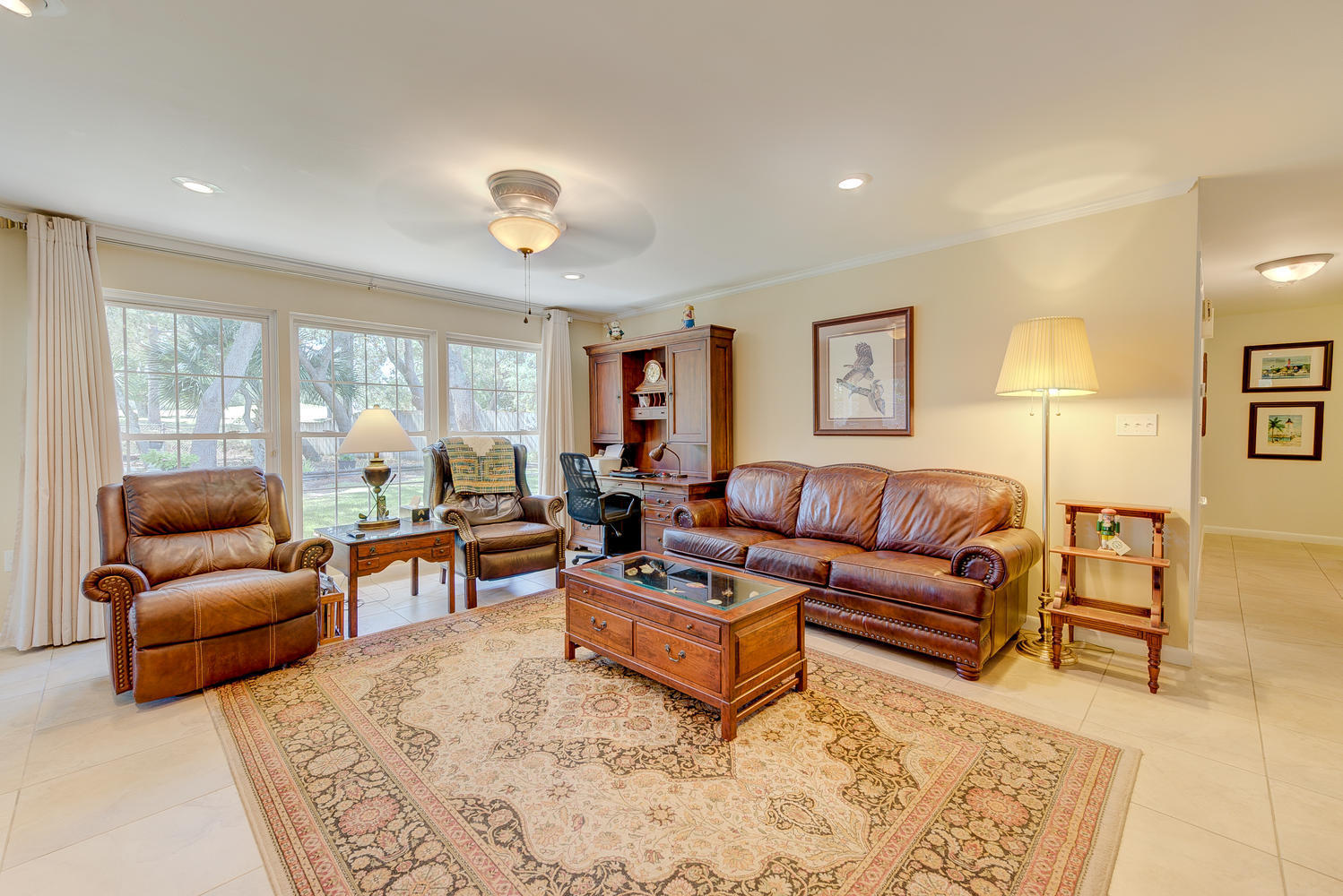 LAKE LORRAINE ESTATES - Residential