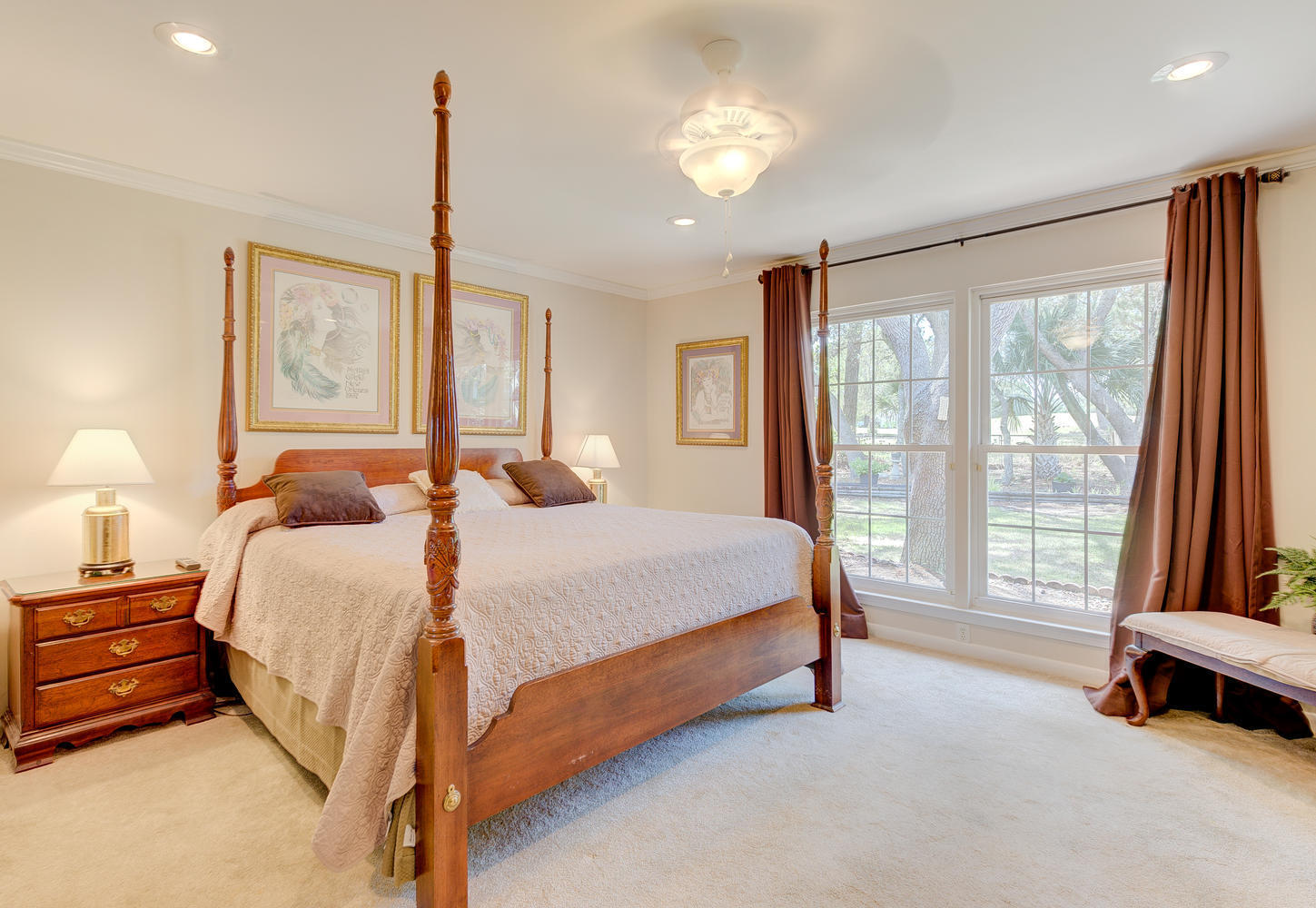 LAKE LORRAINE ESTATES - Residential