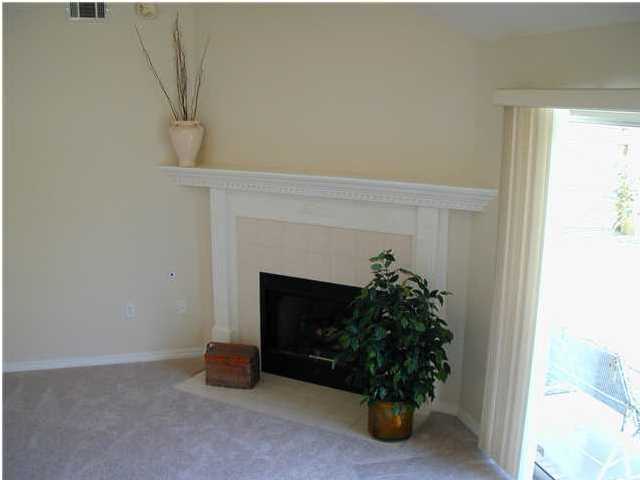 SHALIMAR COMMONS - Residential Lease