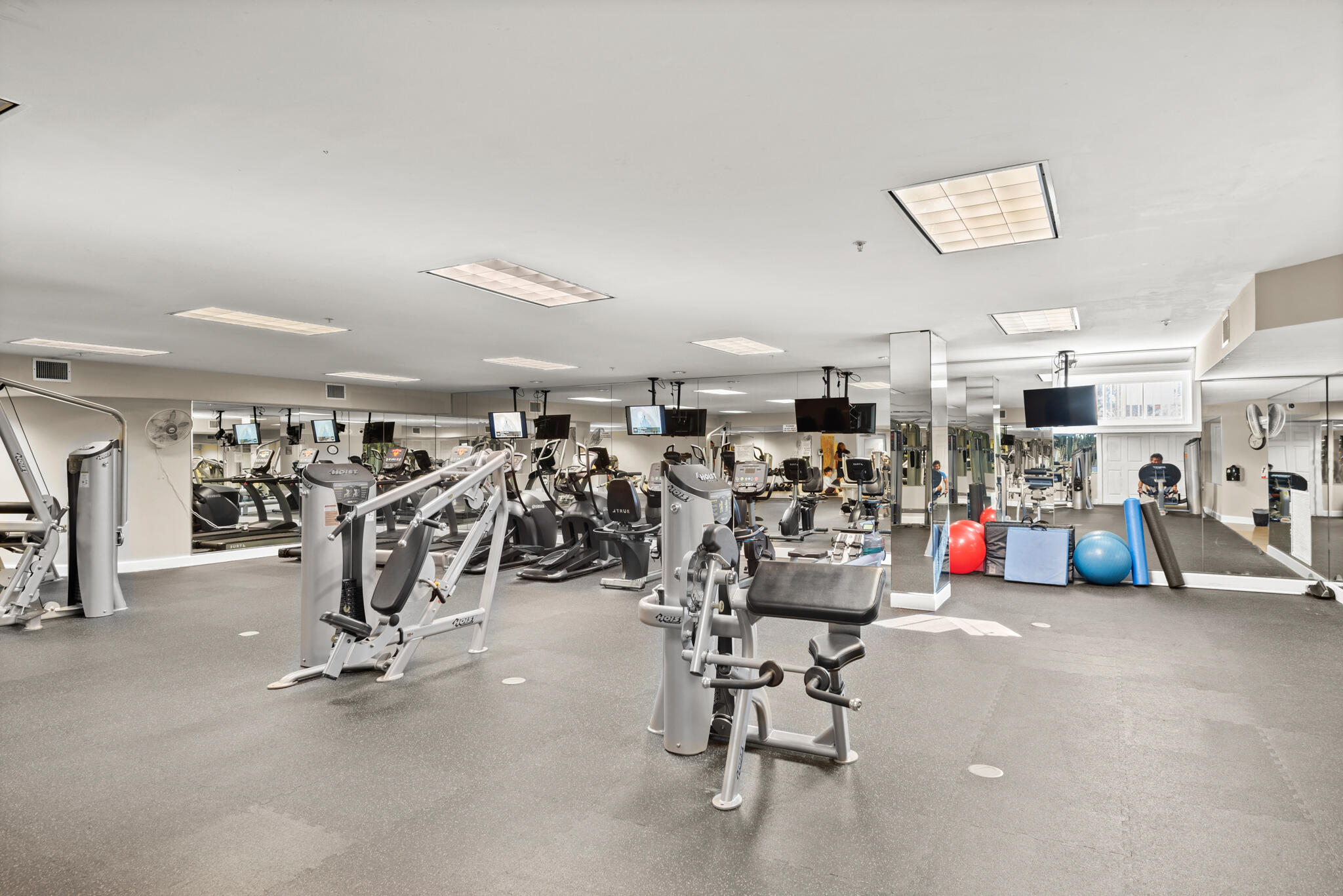 SANCTUARY AT REDFISH - Residential