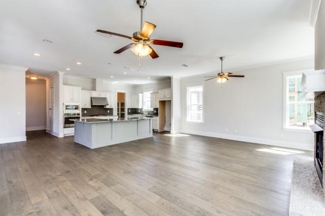 HIGHLAND PARKS - Residential