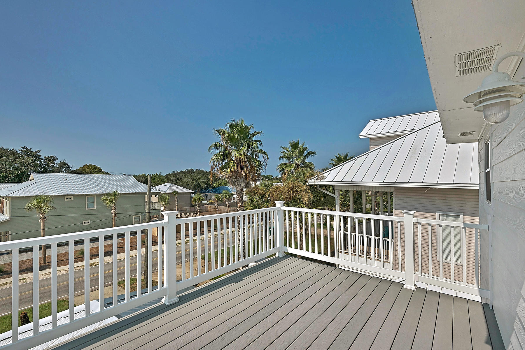 CRYSTAL BEACH - Residential