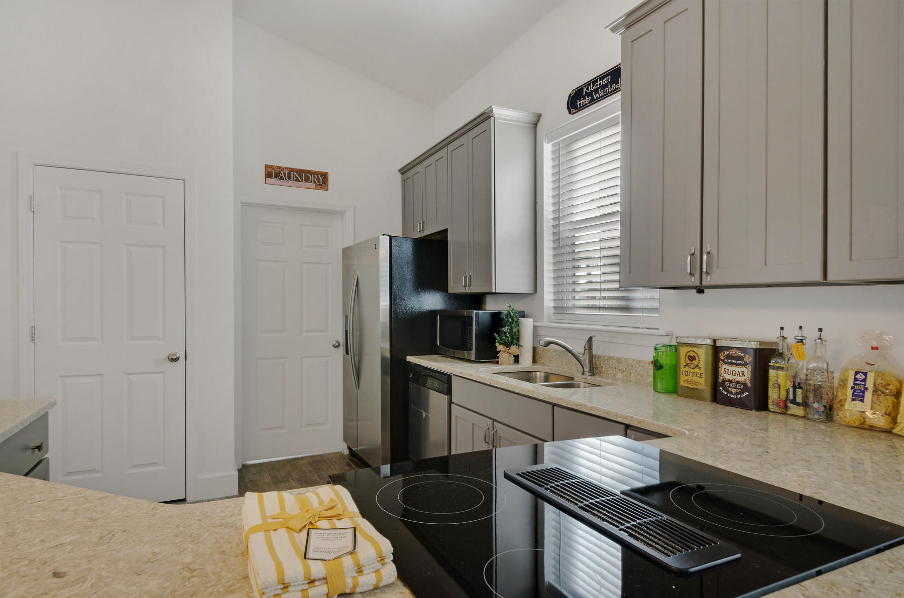 CRYSTAL BEACH - Residential