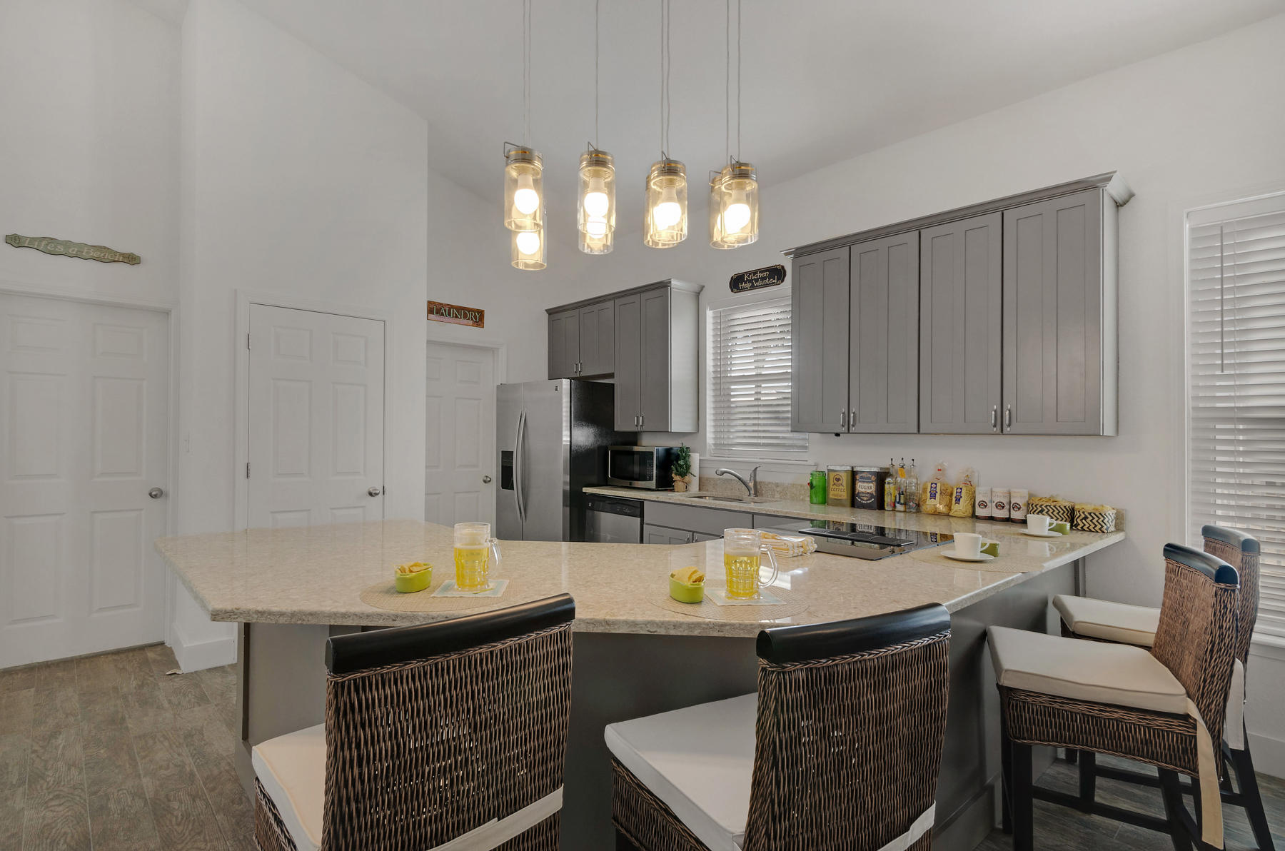 CRYSTAL BEACH - Residential