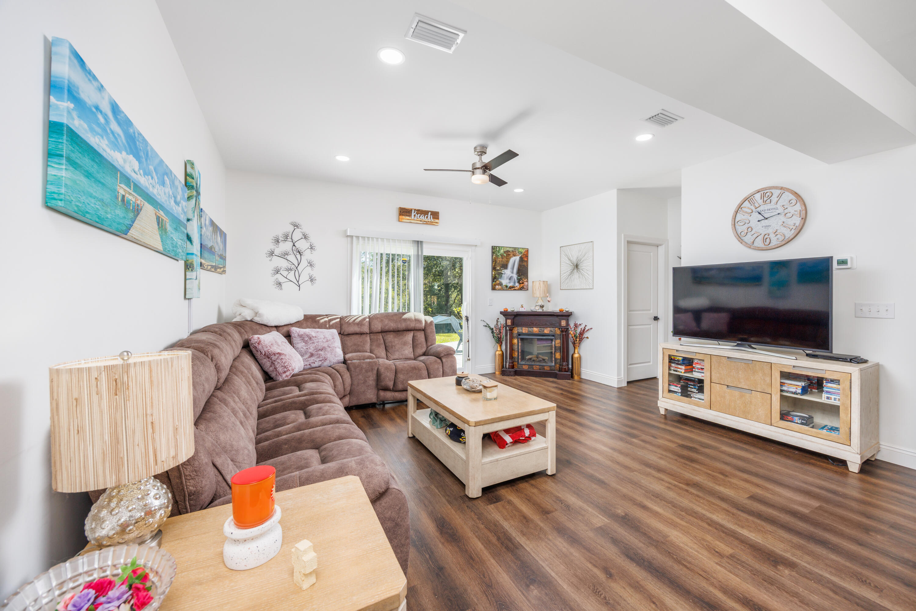 QUAIL RIDGE ESTATES LAKES - Residential