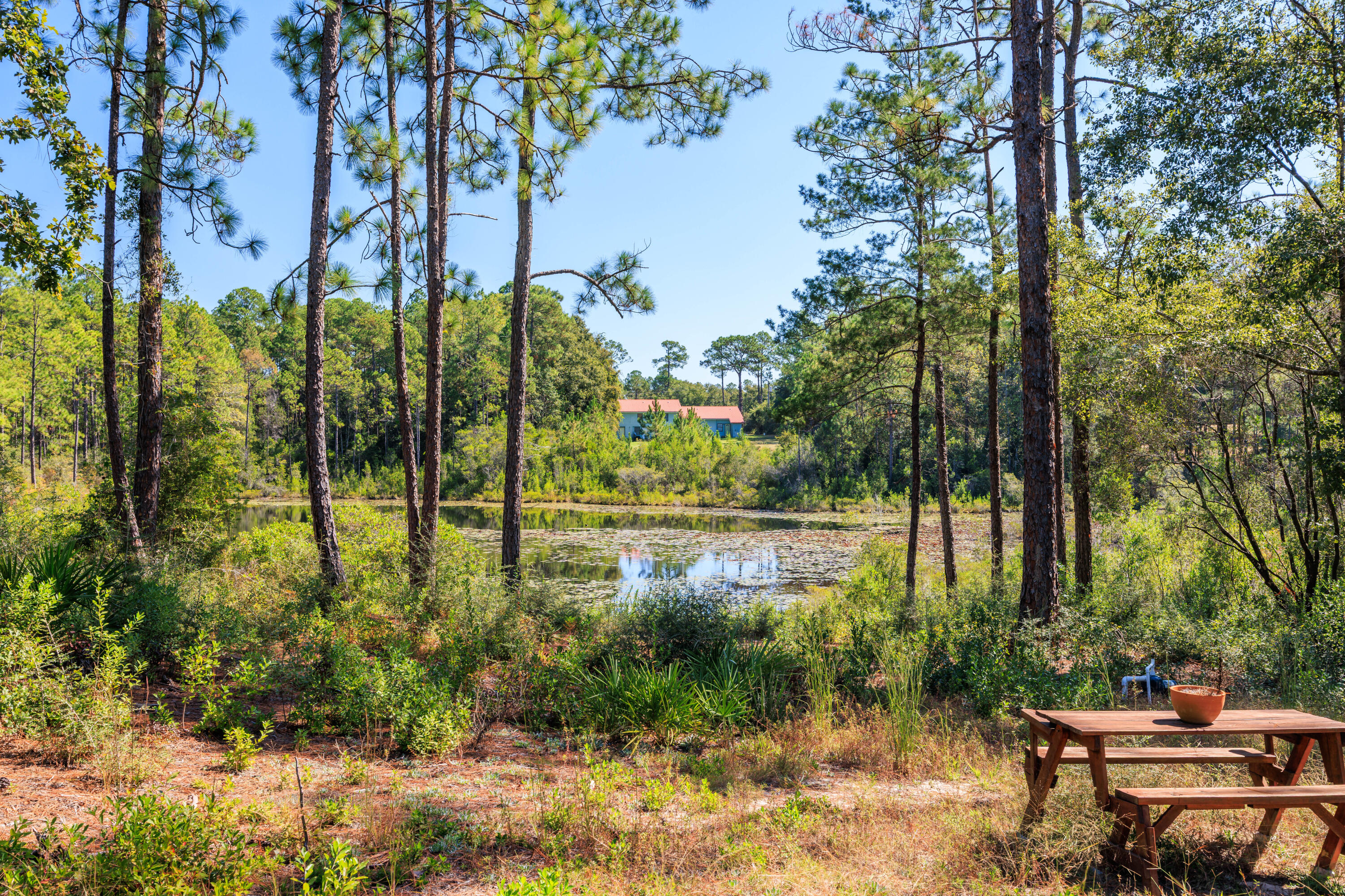 QUAIL RIDGE ESTATES LAKES - Residential