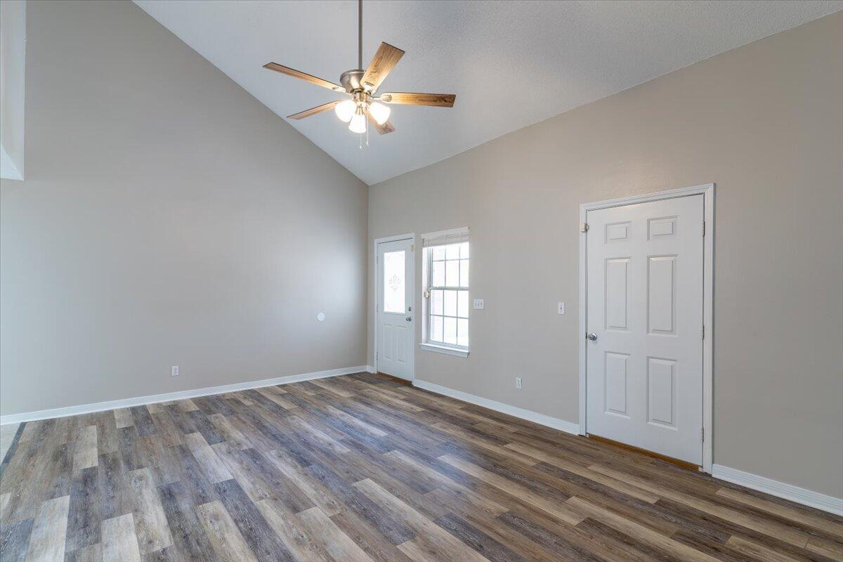 CAMBRIDGE VILLAGE T/H - Residential