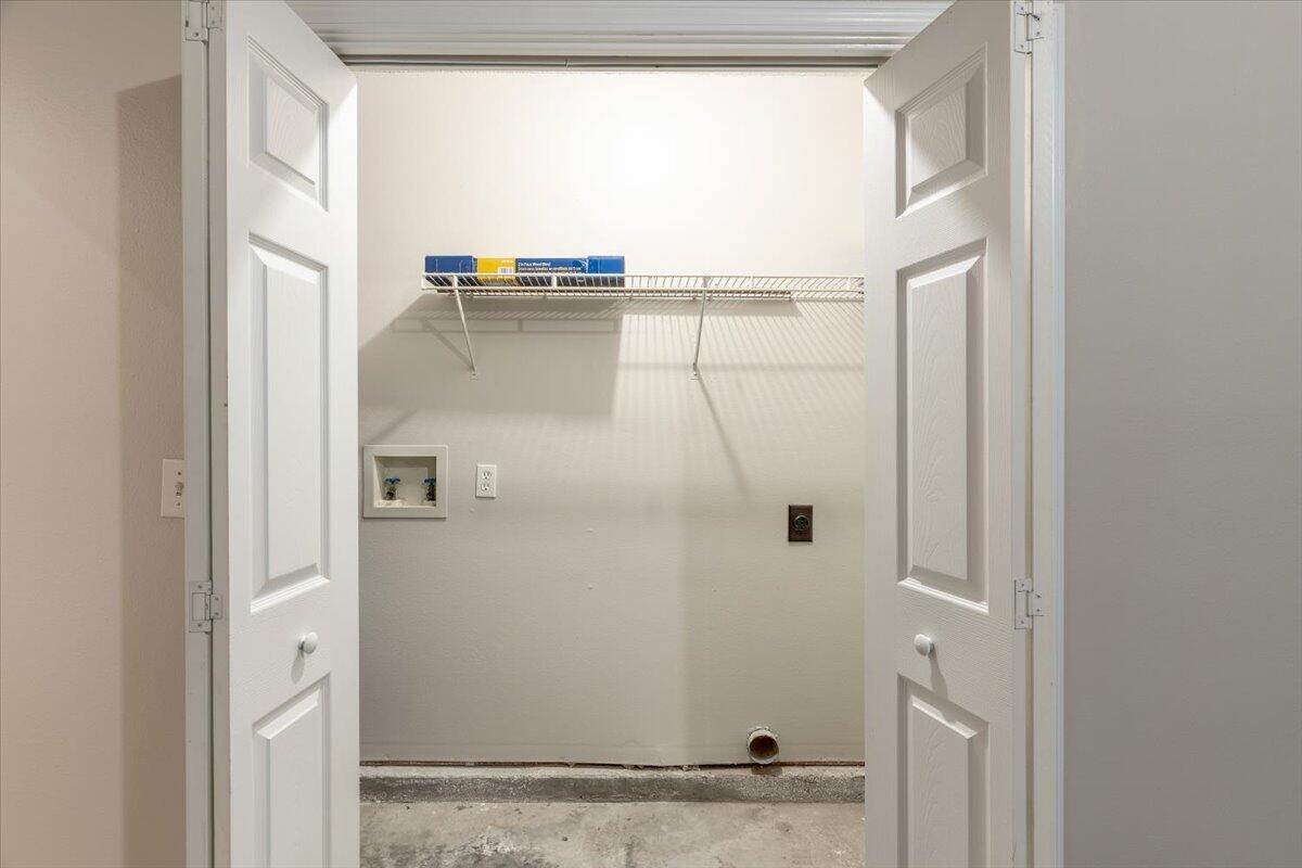 CAMBRIDGE VILLAGE T/H - Residential