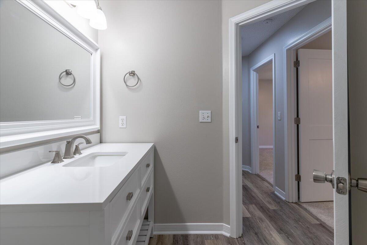 CAMBRIDGE VILLAGE T/H - Residential