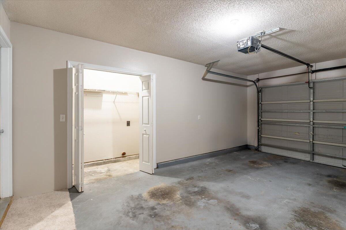 CAMBRIDGE VILLAGE T/H - Residential