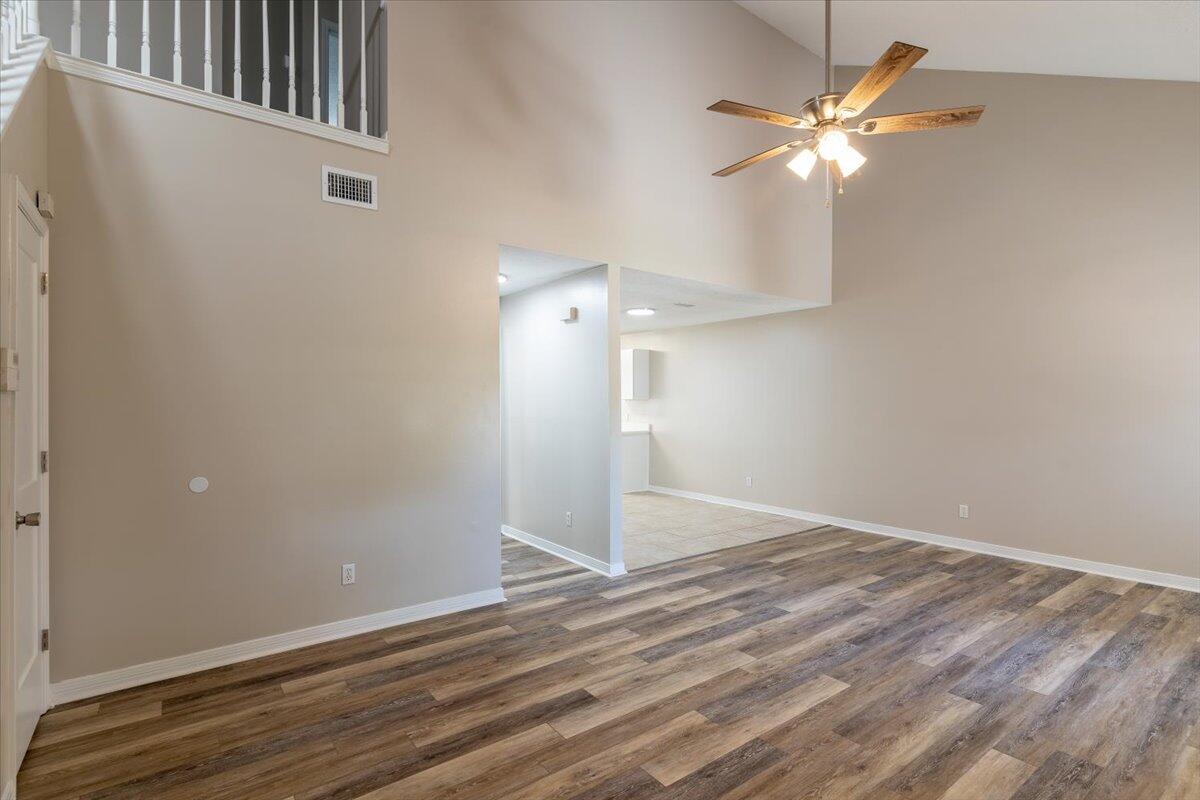 CAMBRIDGE VILLAGE T/H - Residential