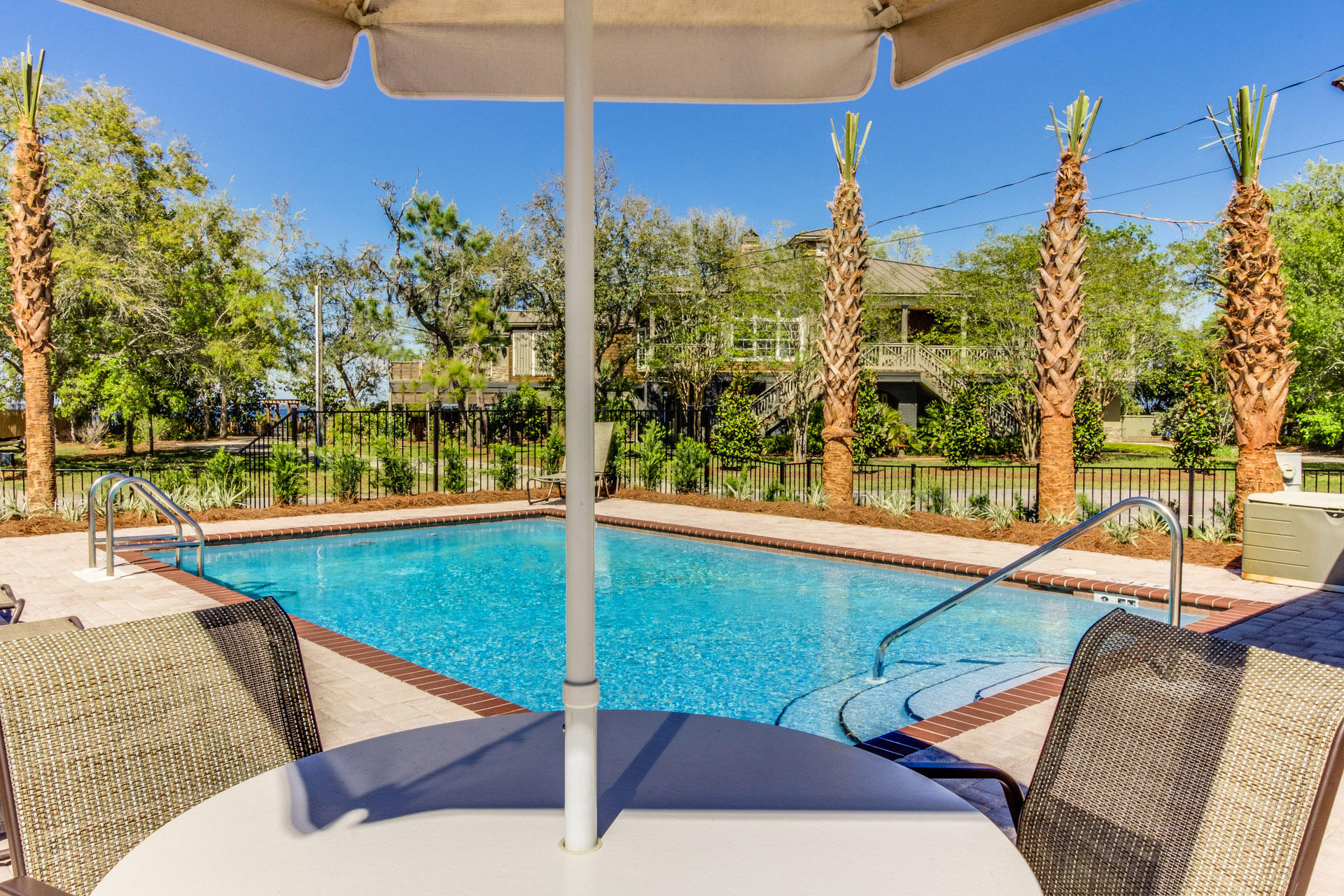 TRANQUILITY BY THE BAY - Residential