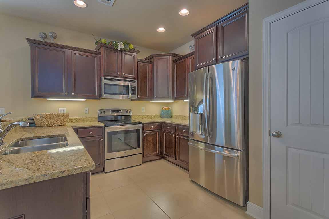 TRANQUILITY BY THE BAY - Residential