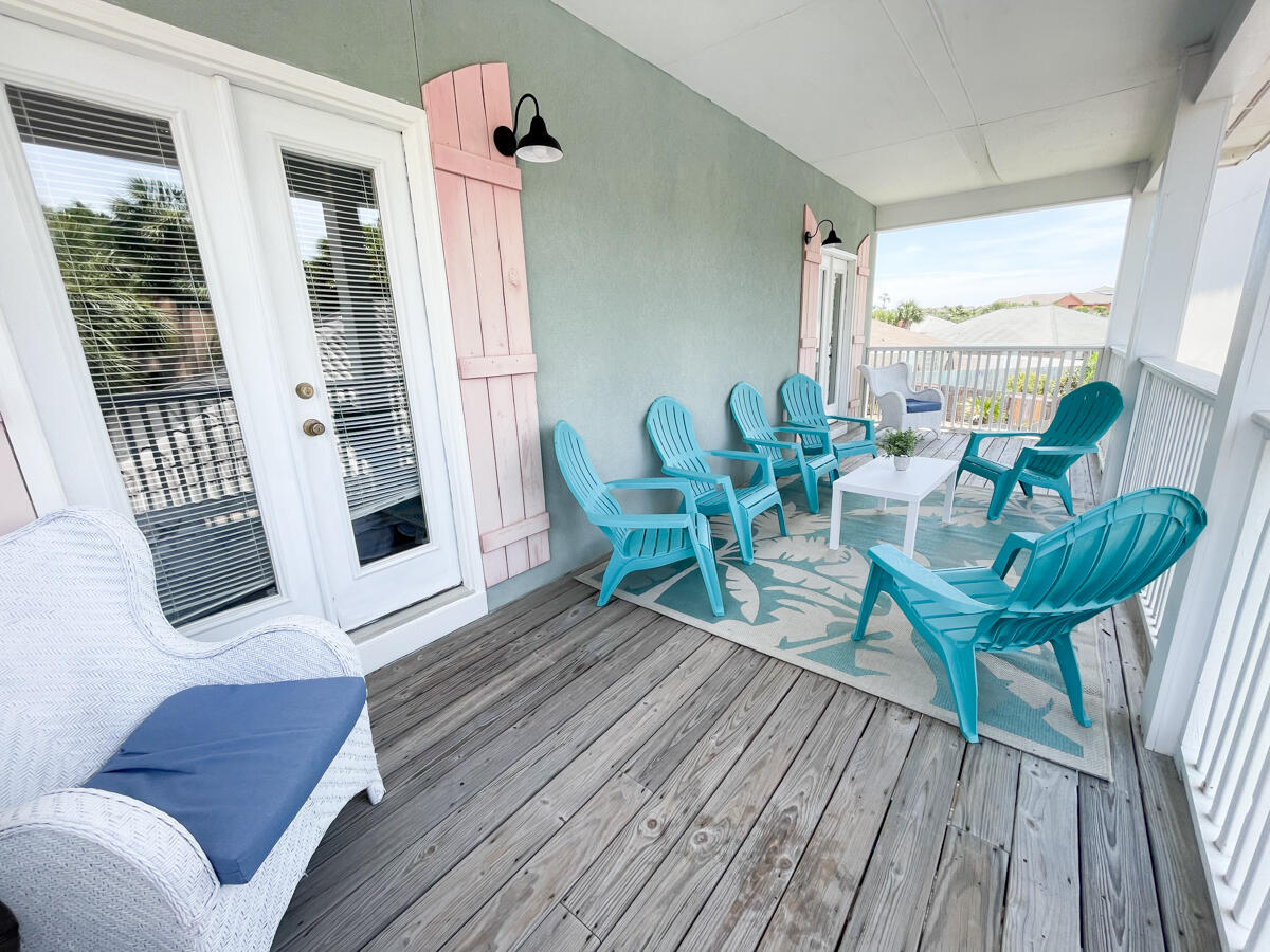 EMERALD SHORES - Residential
