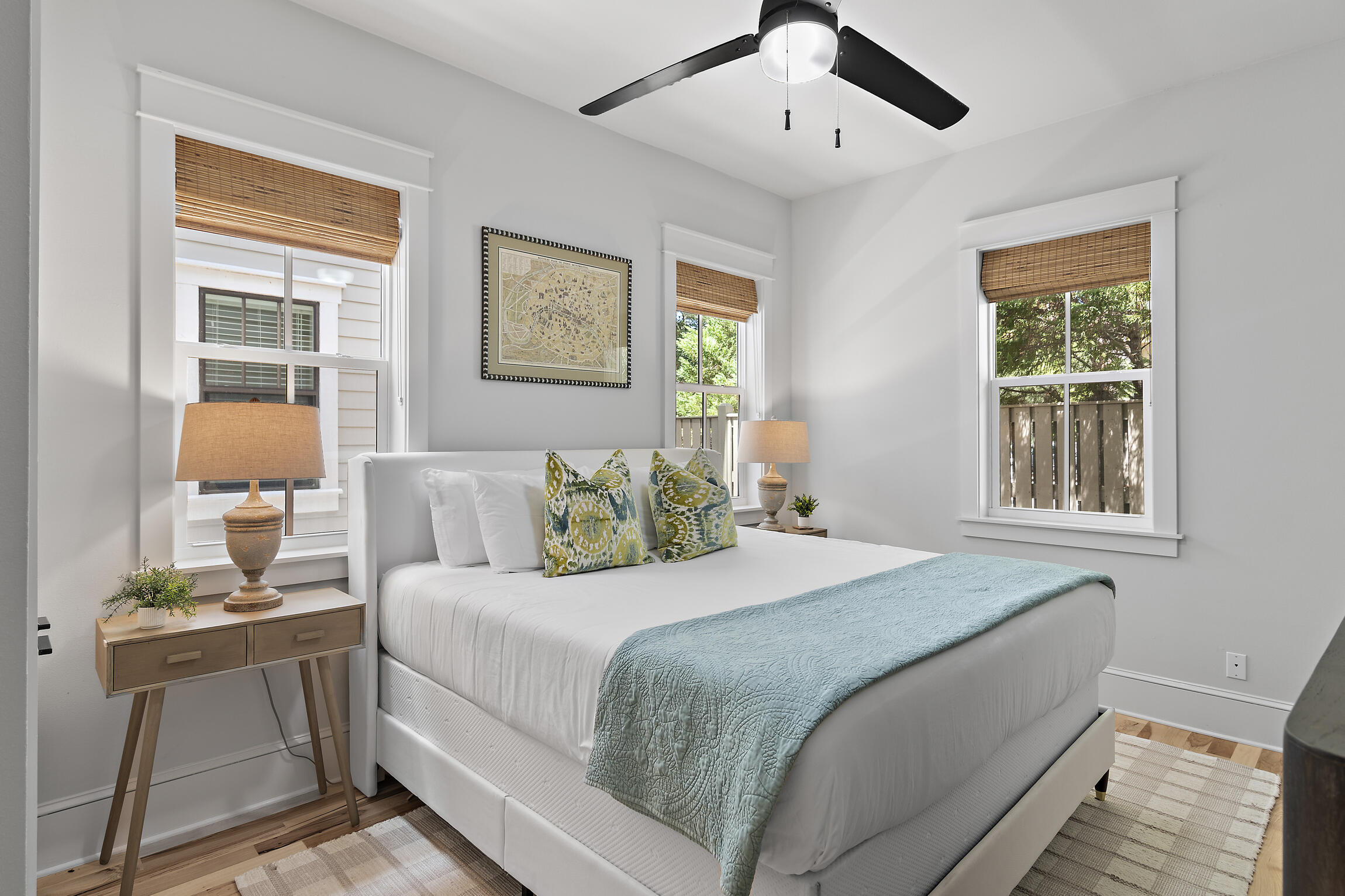 COTTAGES AT EASTERN LAKE - Residential