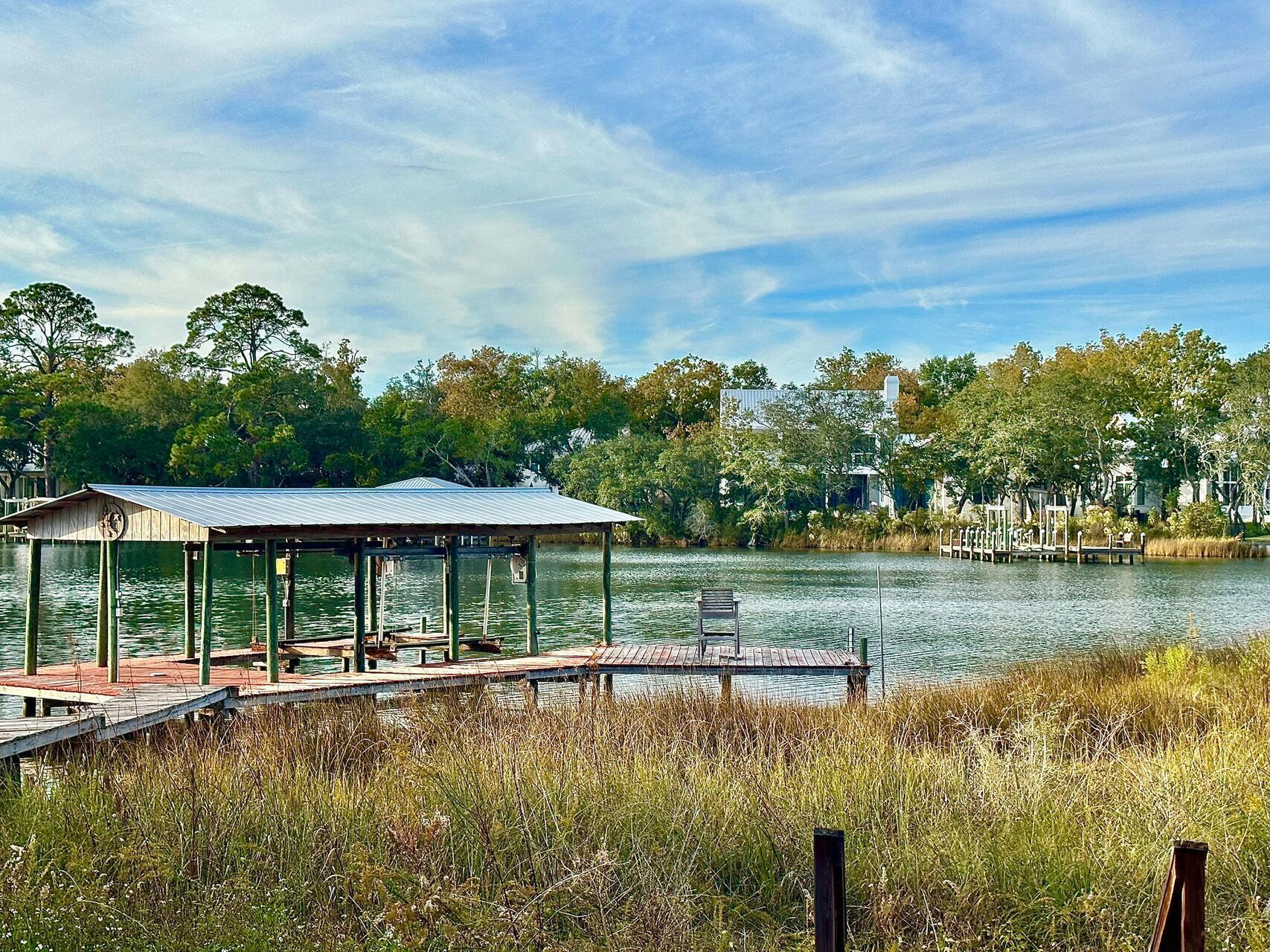 MIKERRI ACRES UNREC - Residential