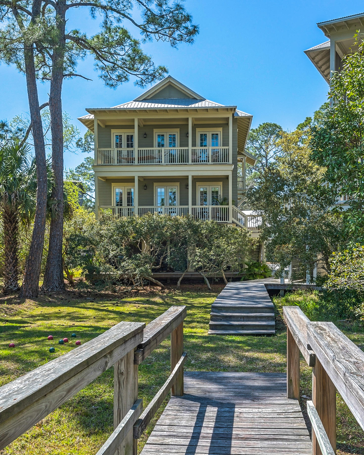 GRAYTON TRAIL - Residential