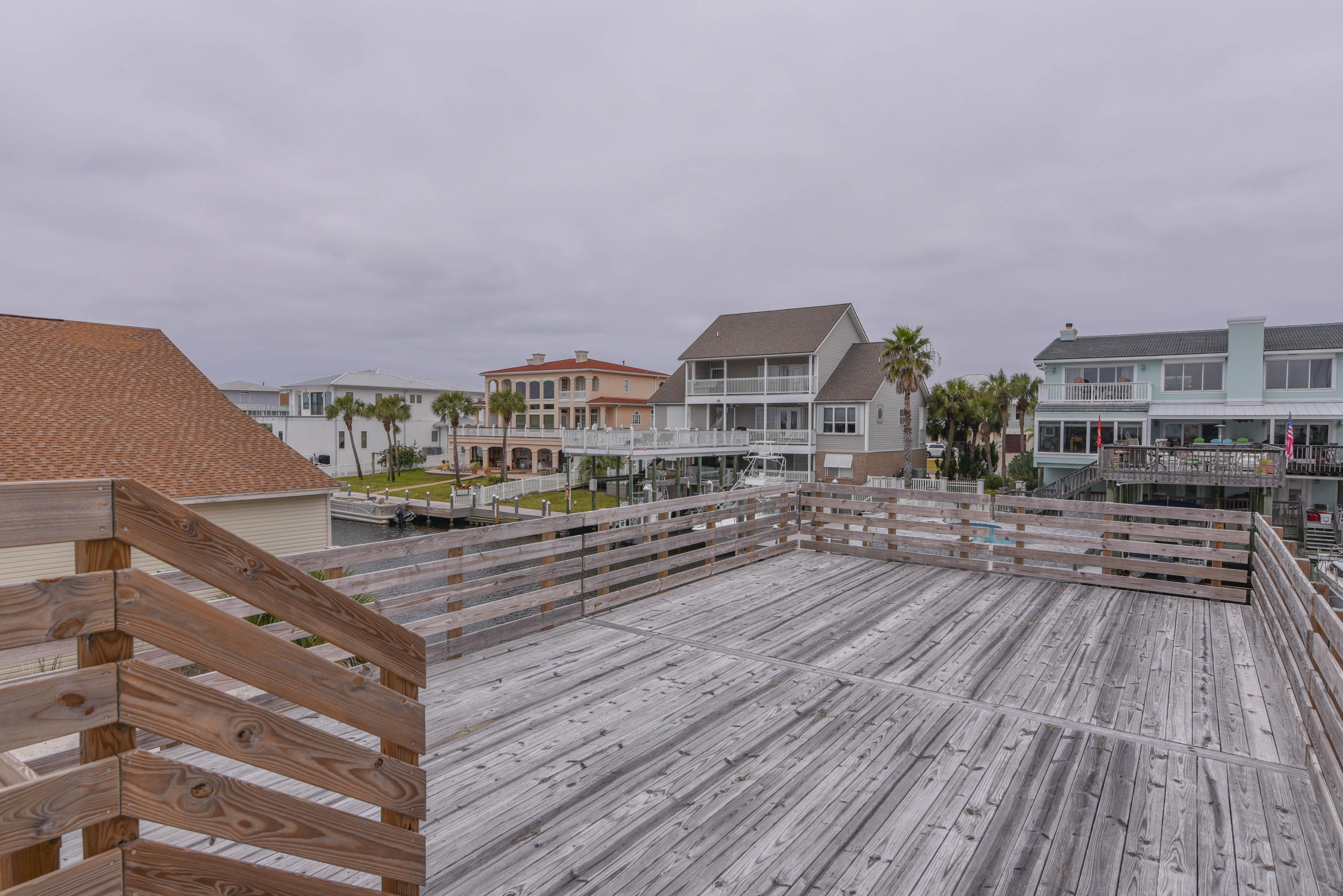 HOLIDAY ISLE - Residential