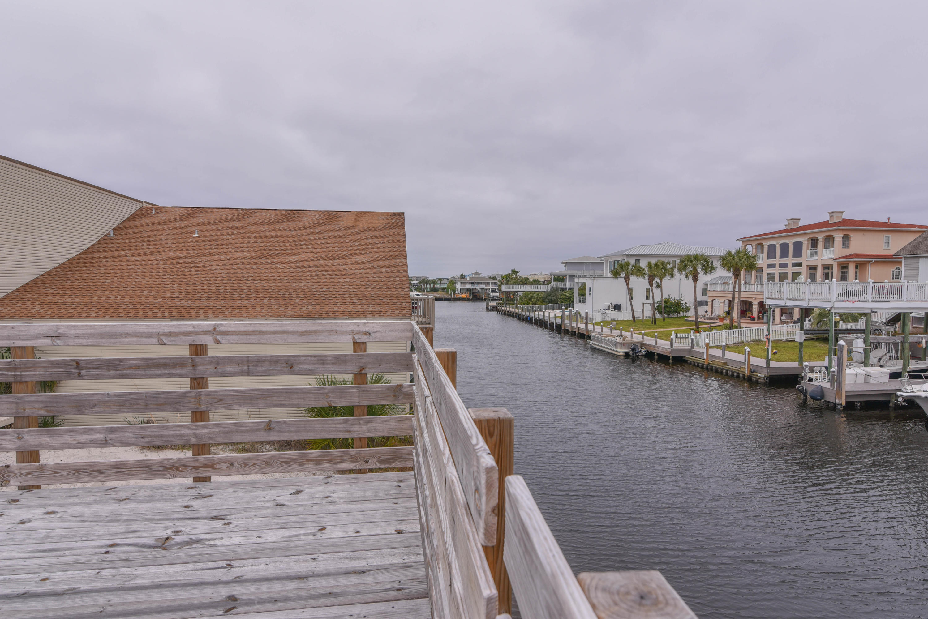 HOLIDAY ISLE - Residential