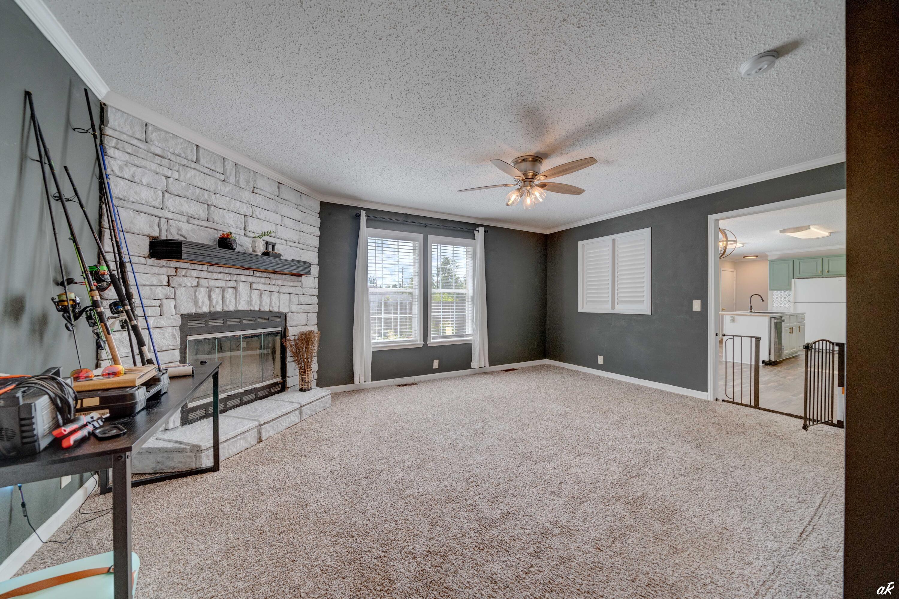 CREEK HOLLOW ESTATES UNIT 1 - Residential