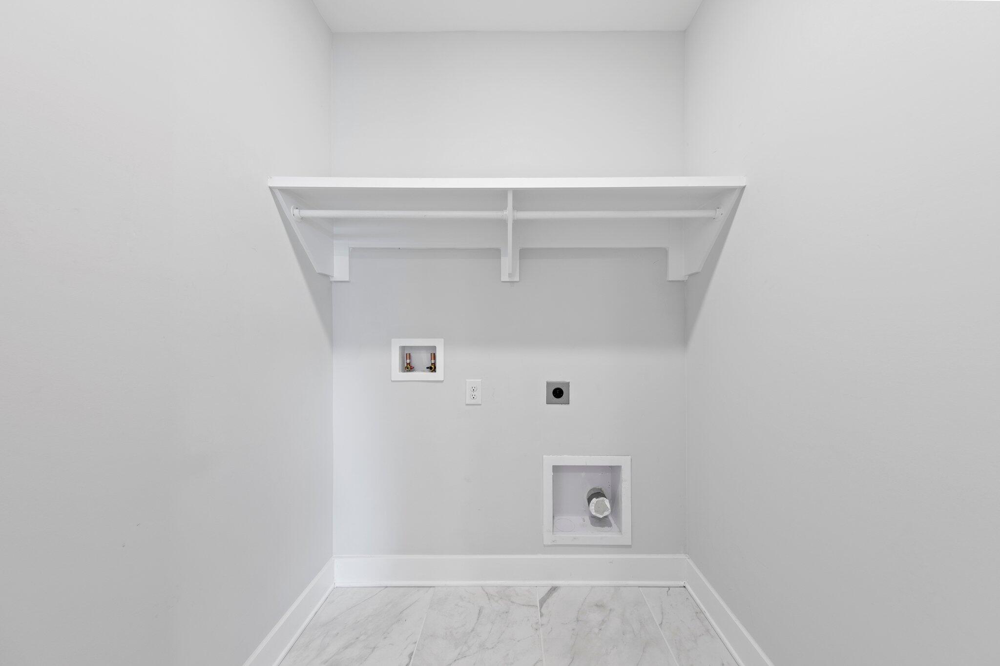 Daxton on the Bay - Residential