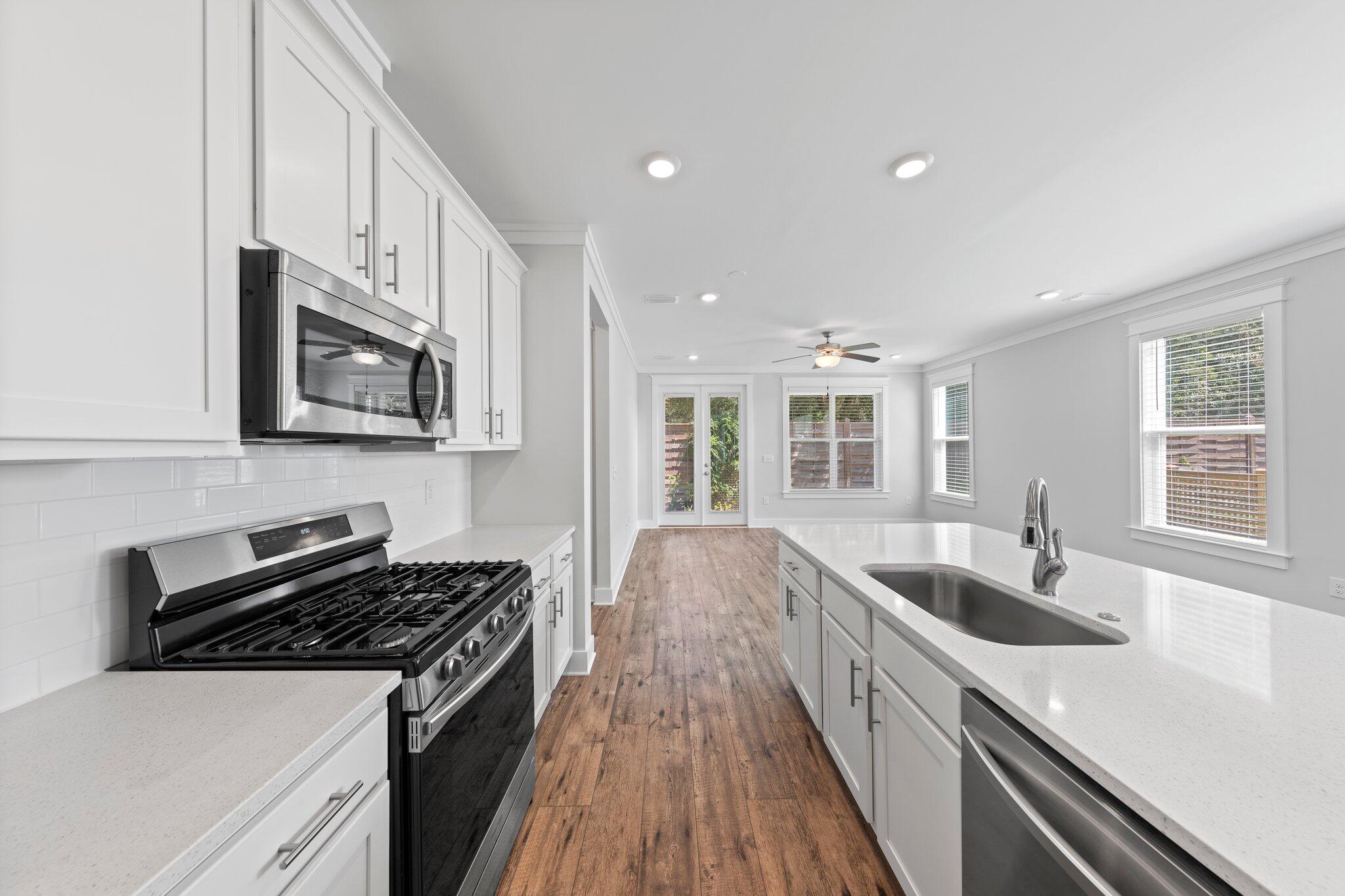 Daxton on the Bay - Residential