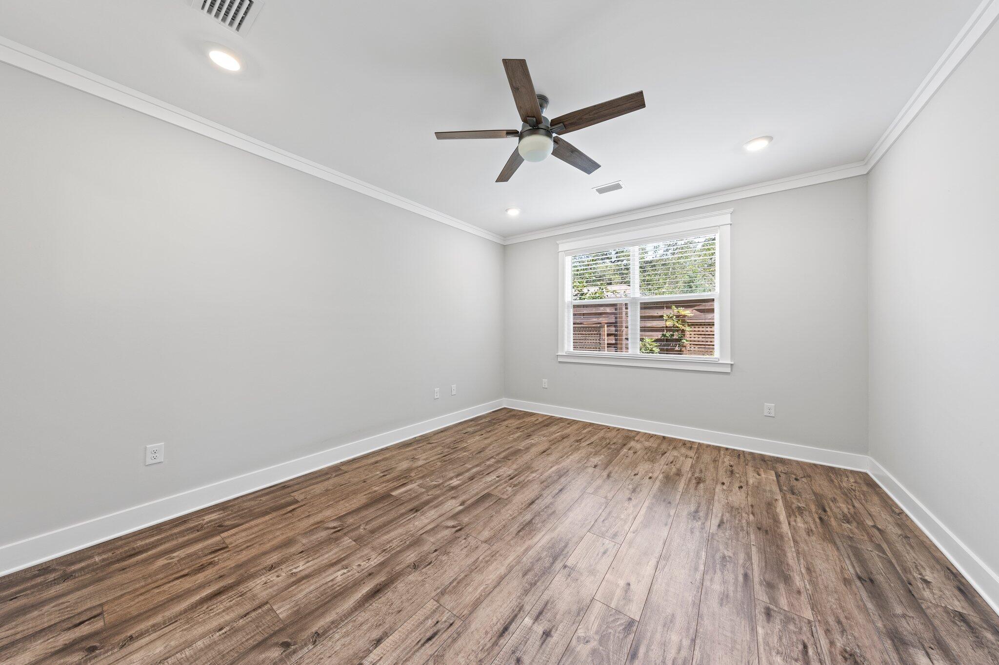 Daxton on the Bay - Residential