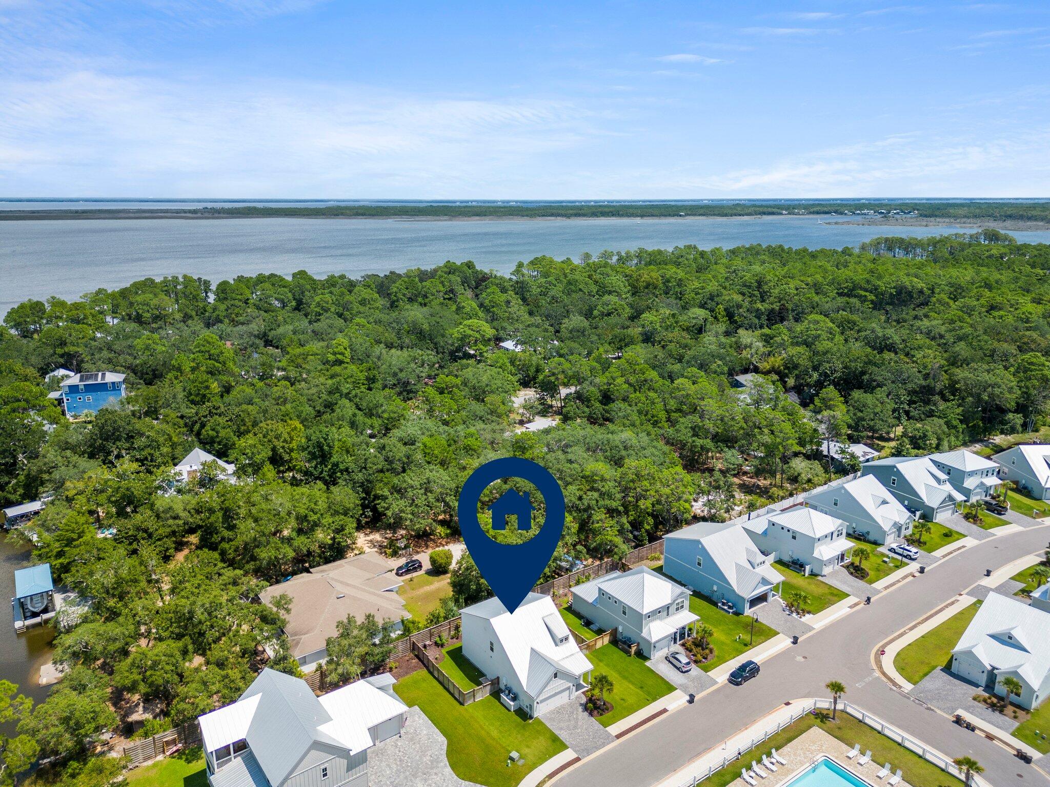 Daxton on the Bay - Residential